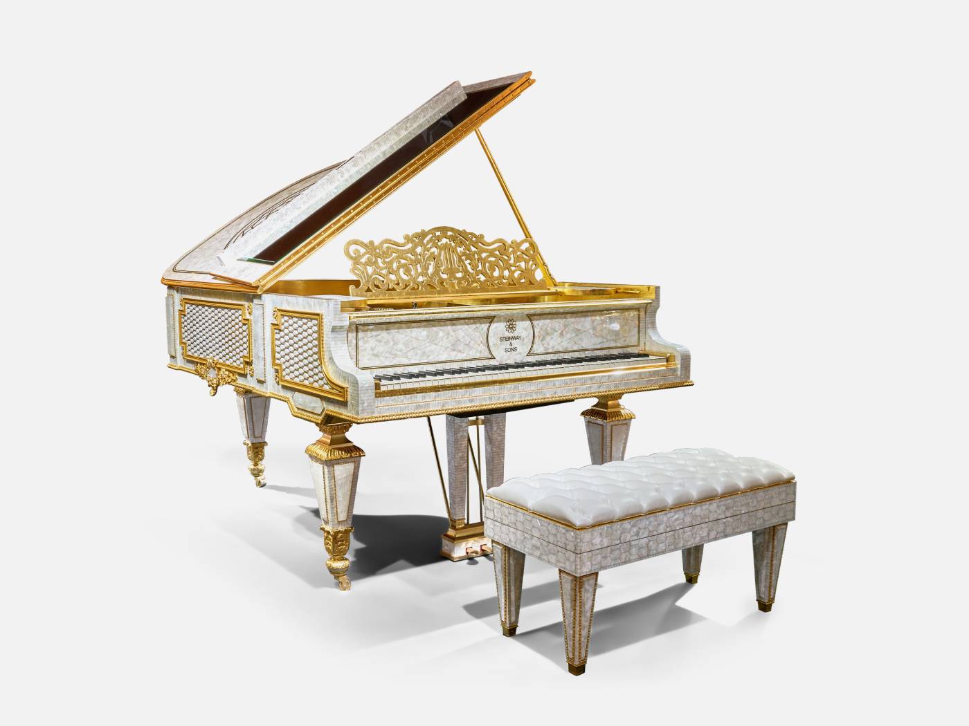 ART. 2728 - Ambienti con Pianoforti di lusso C.G. Capelletti in stile classico italiano