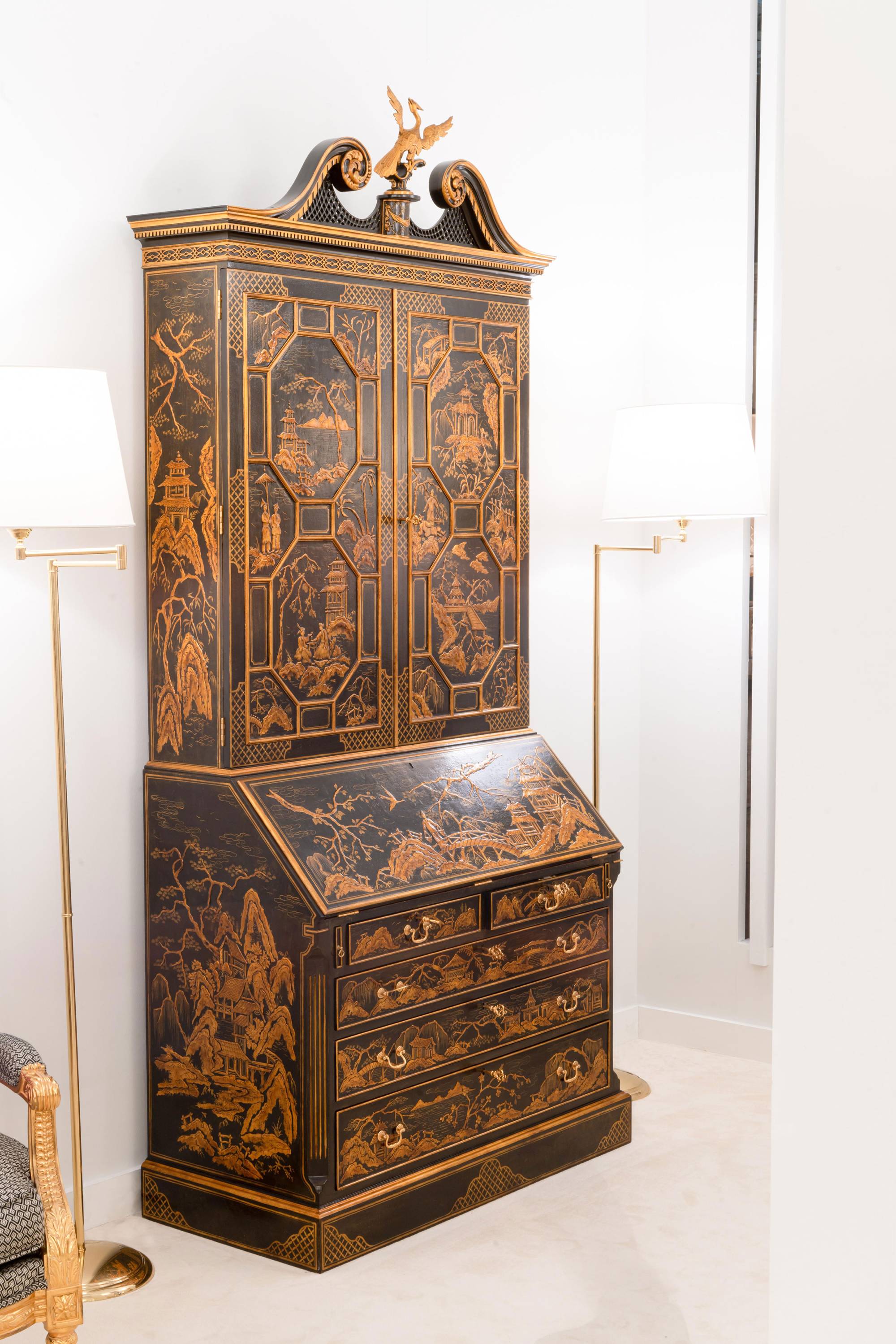 ART. 855 – C.G. Capelletti Italian Luxury Classic Trumeau. Made in Italy classic interior design