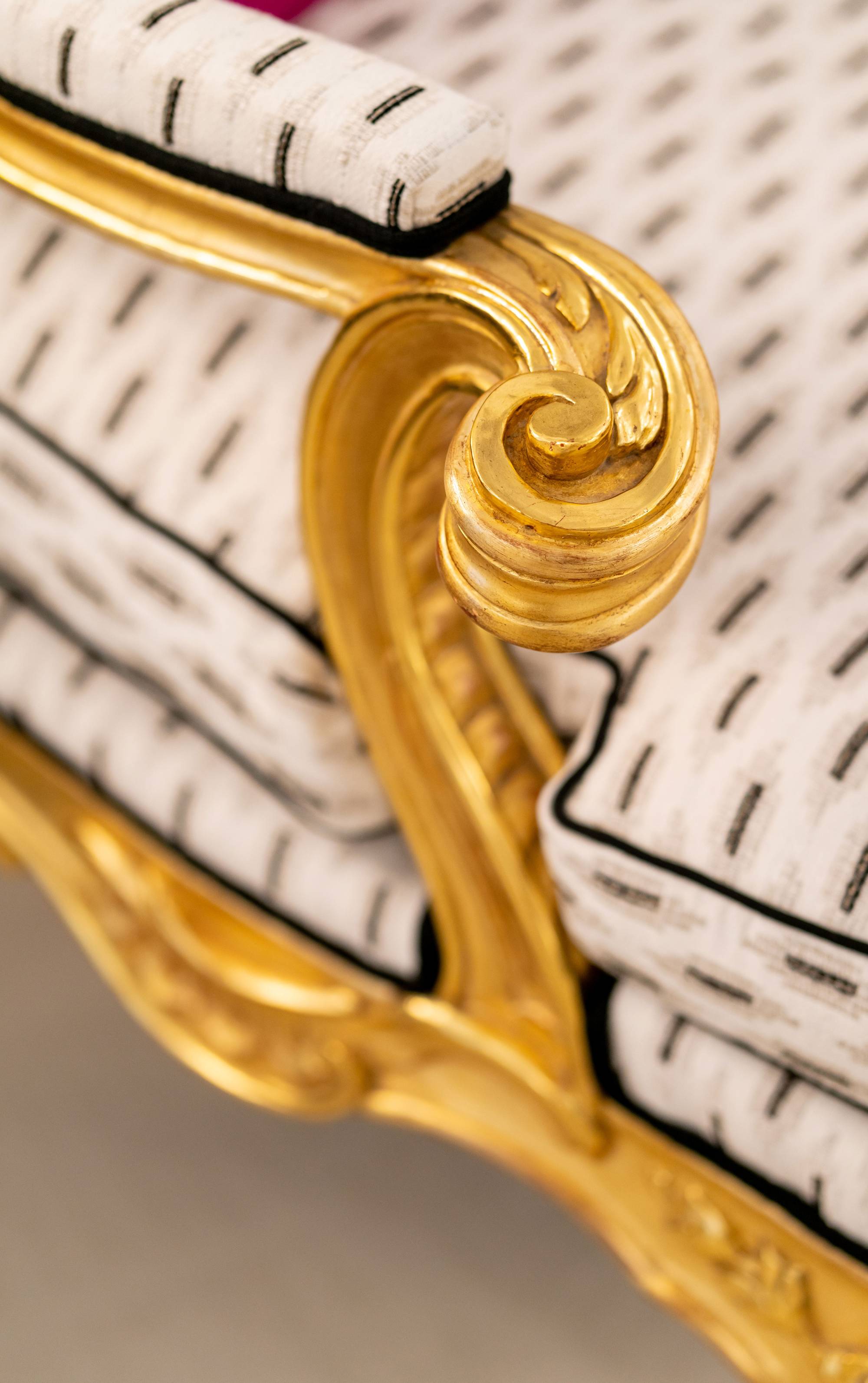 ART. 757 - Poltrone di lusso in stile contemporaneo made in Italy. Arredamento di lusso italiano C.G. Capelletti