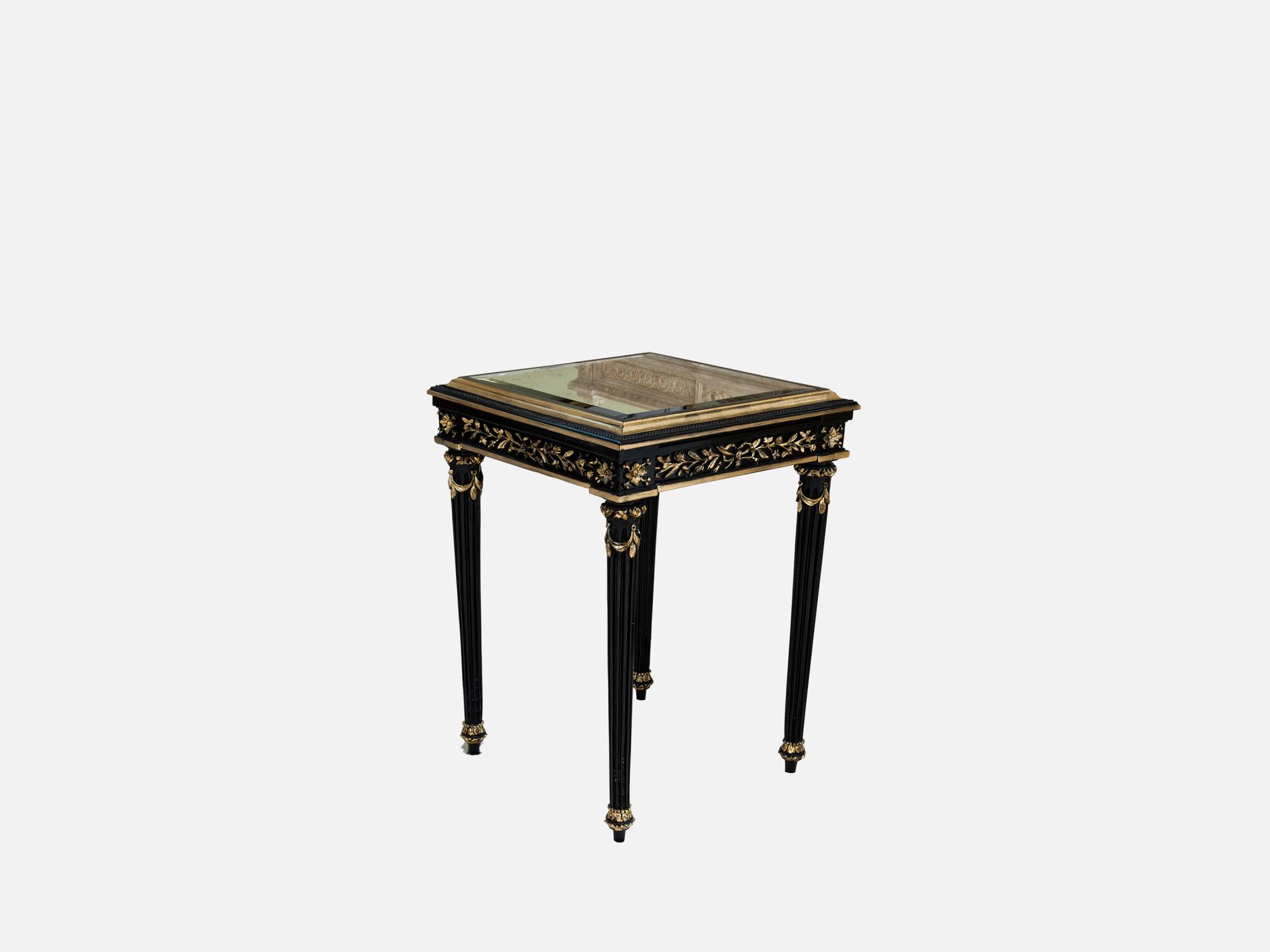 ART. 2229 - Tavolini di lusso in stile contemporaneo made in Italy. Arredamento di lusso italiano C.G. Capelletti