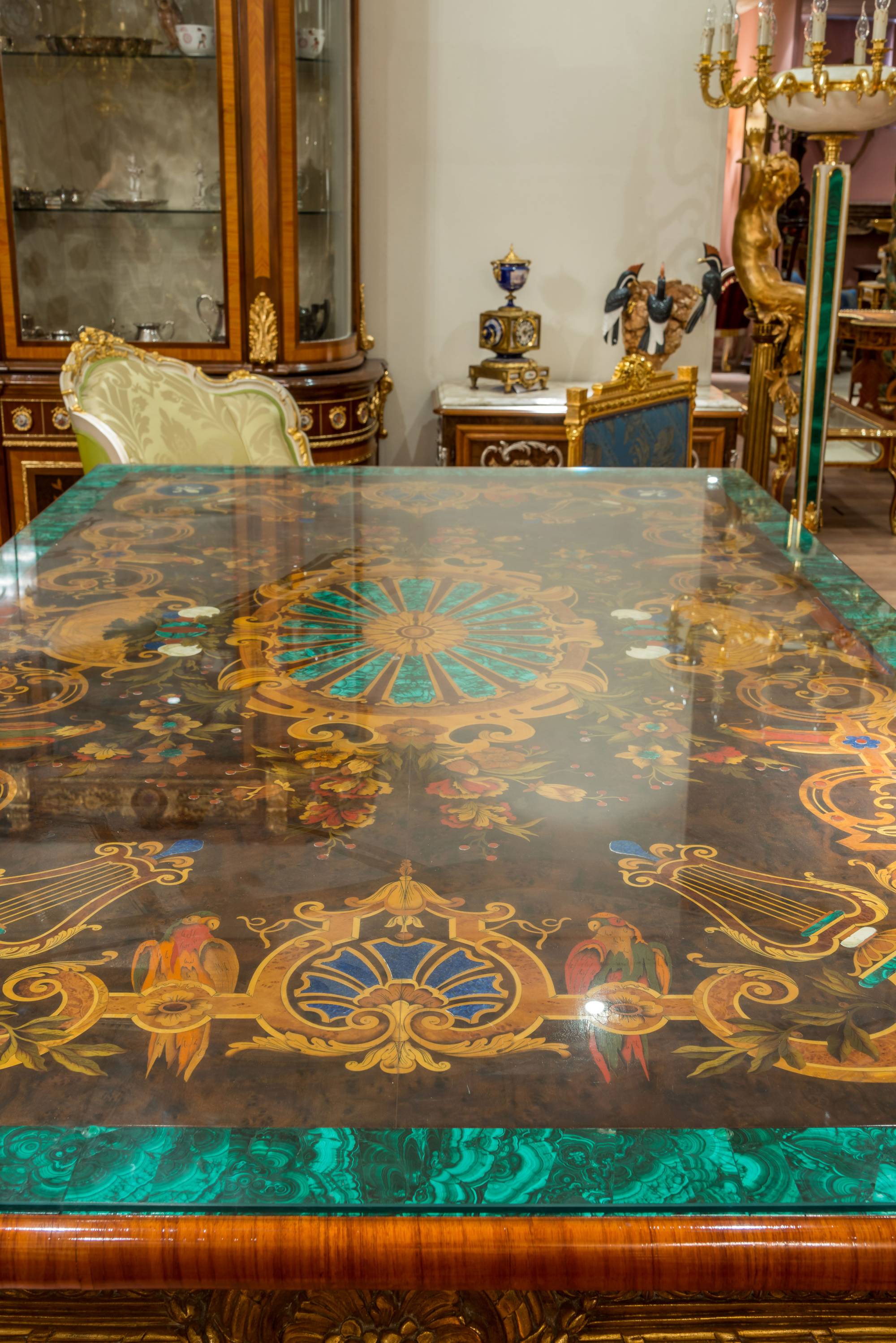 ART. 718-1 - Ambienti con Masterpieces di lusso C.G. Capelletti in stile classico italiano