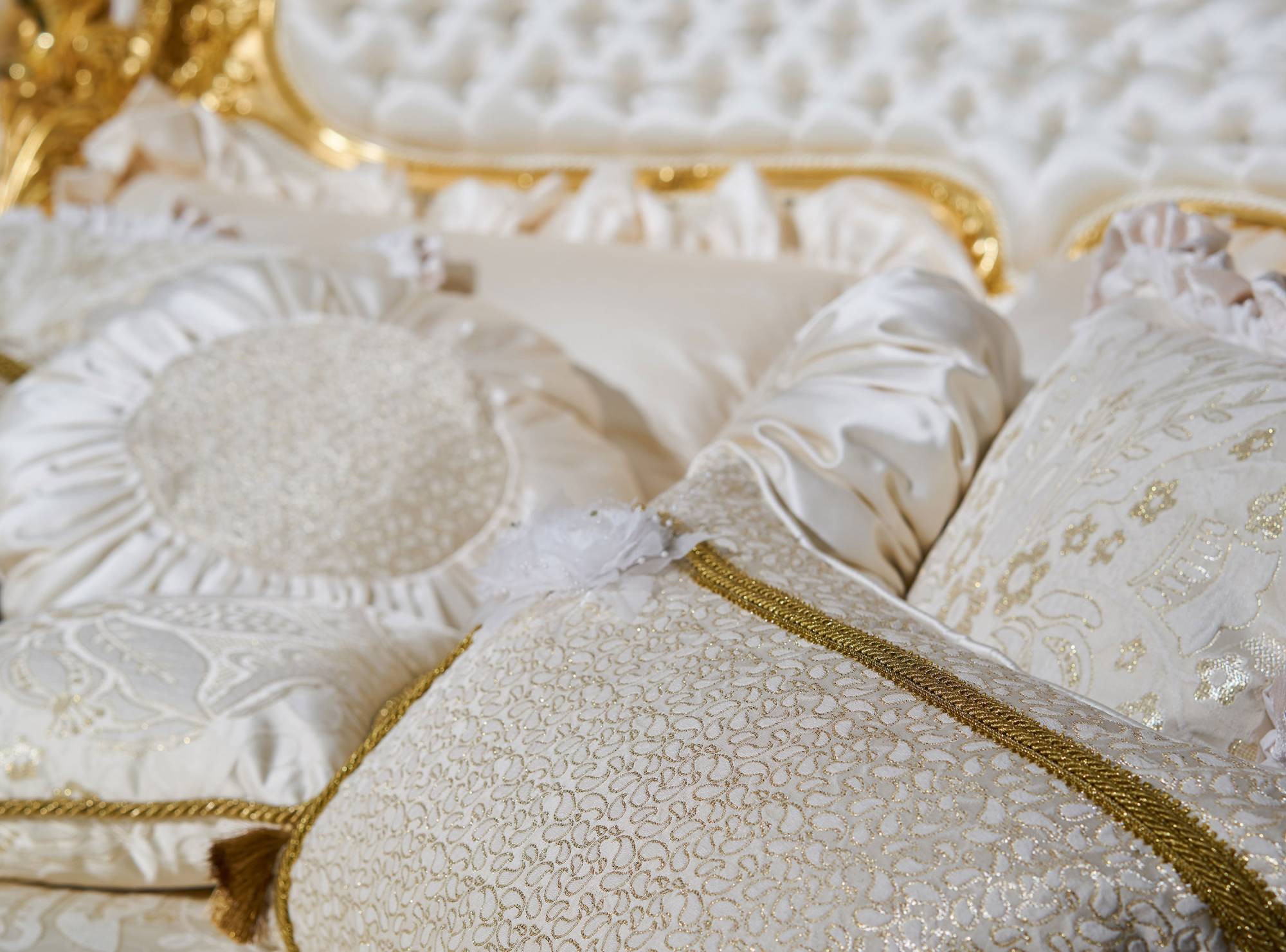 ART. 720 - Masterpieces di lusso in stile contemporaneo made in Italy. Arredamento di lusso italiano C.G. Capelletti