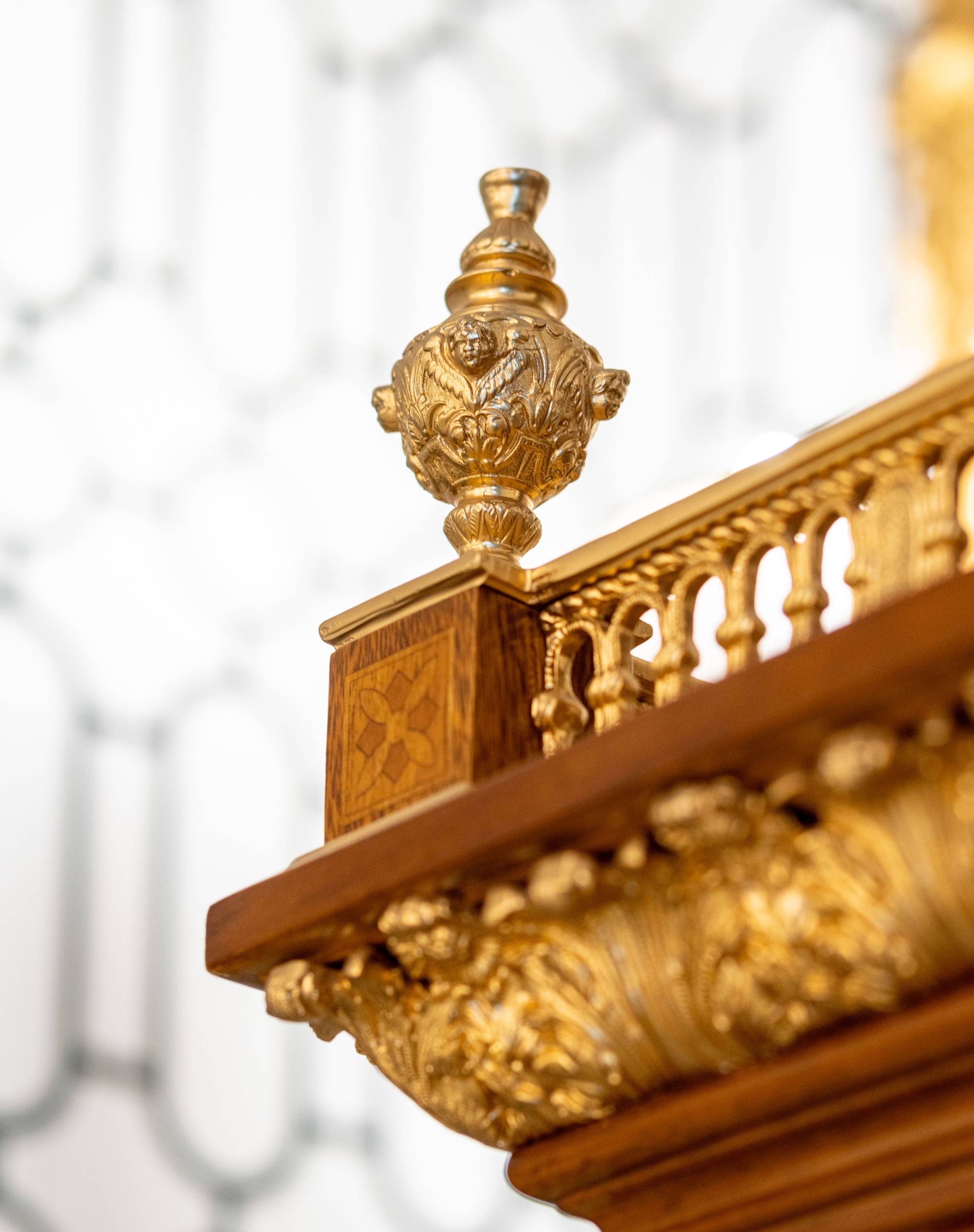 ART. 1014 – The elegance of luxury classic Day storage units made in Italy by C.G. Capelletti.