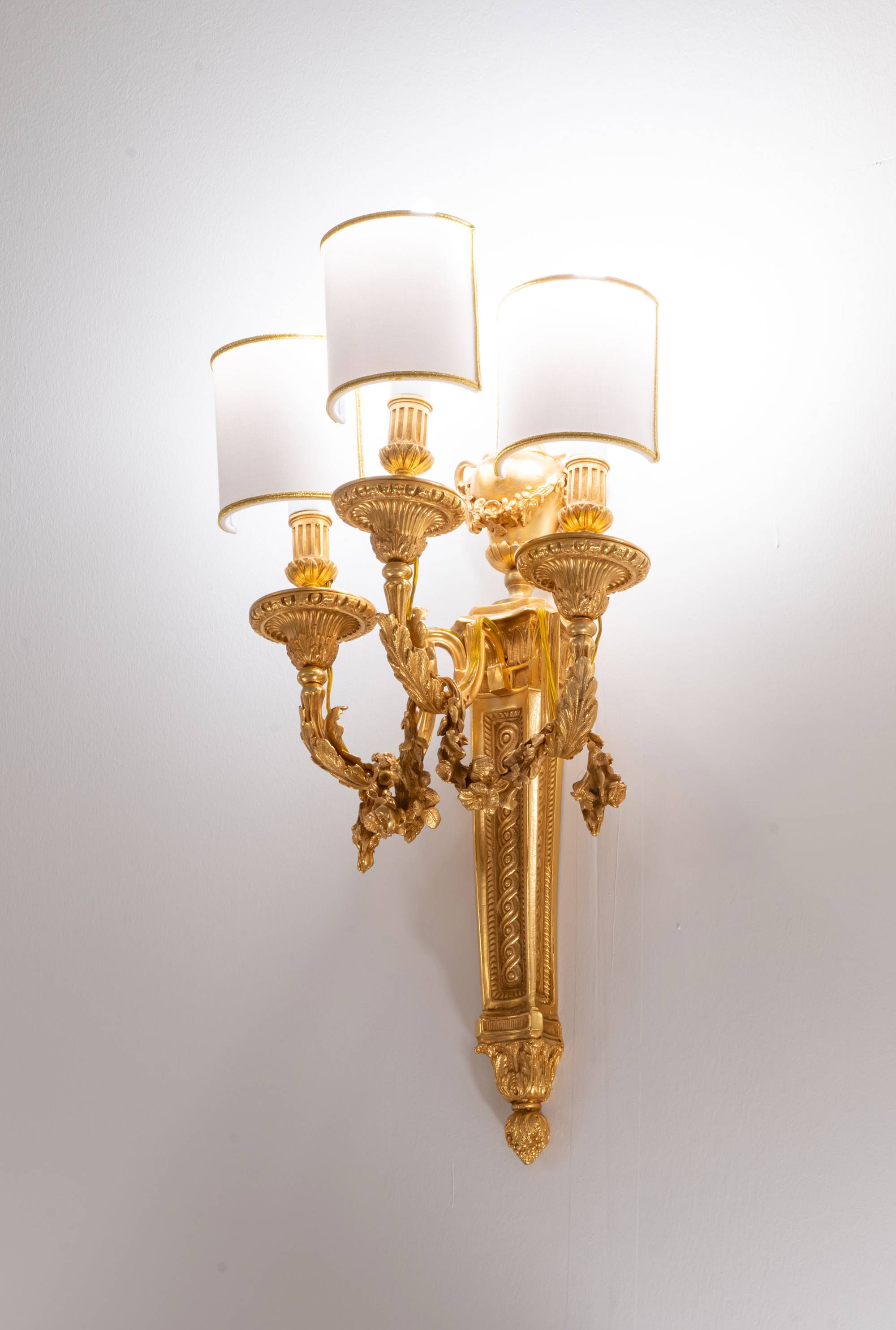 ART. 881 - Illuminazione di lusso in stile contemporaneo made in Italy. Arredamento di lusso italiano C.G. Capelletti