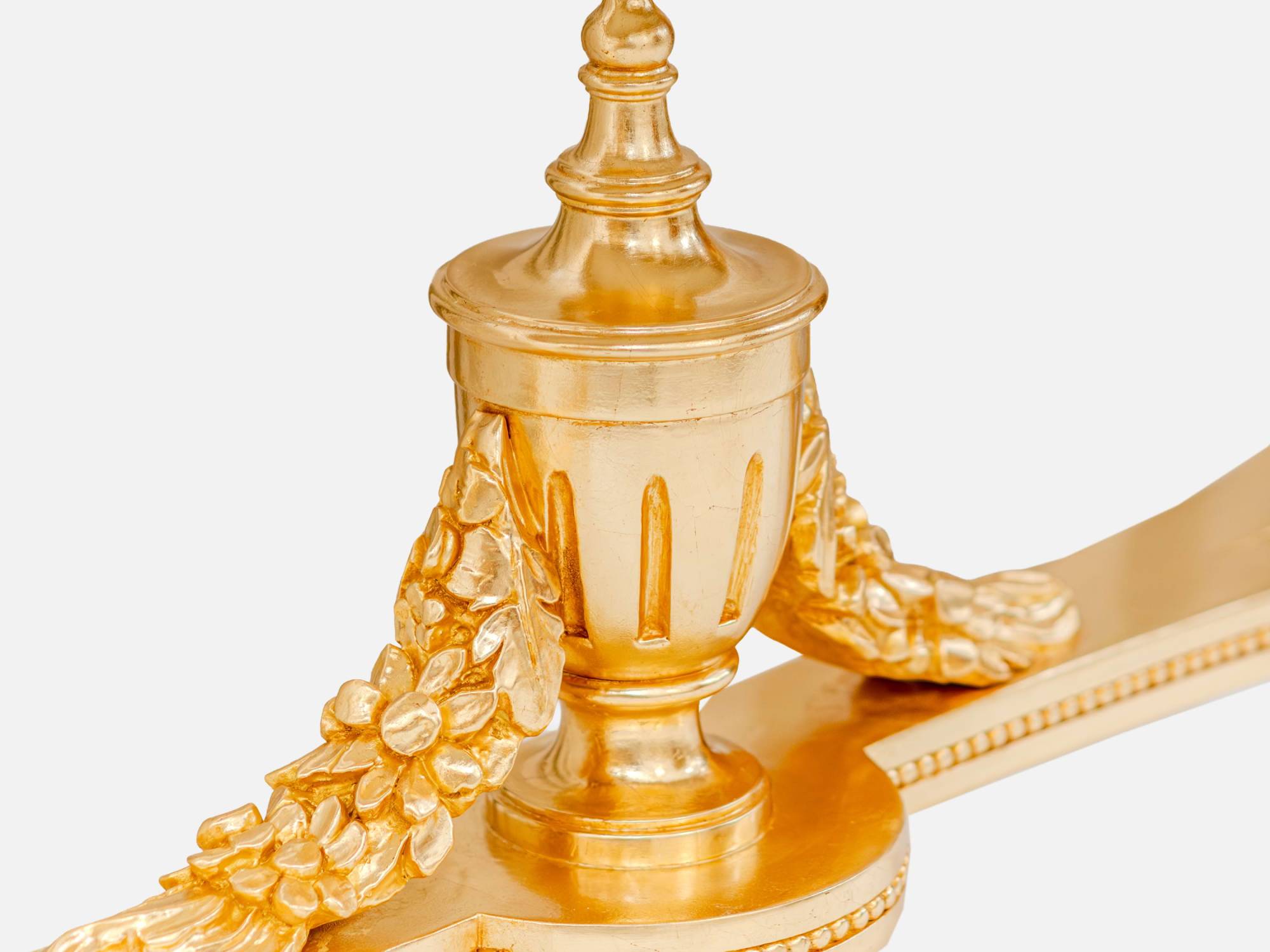 ART. 2399 &ndash; The elegance of luxury classic Console made in Italy by C.G. Capelletti.