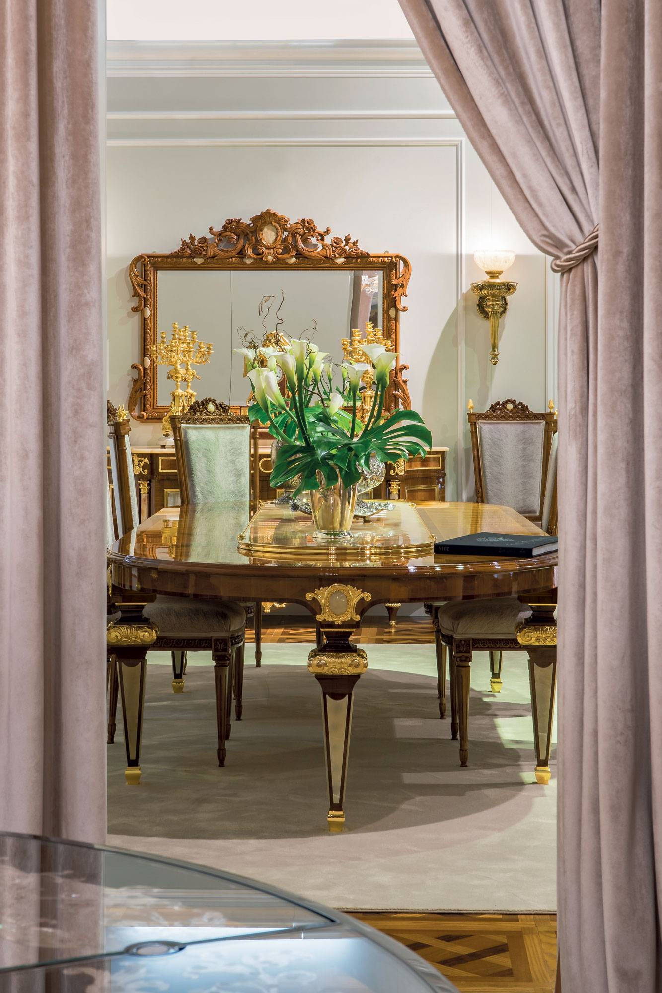 cg-capelletti-italian-luxury-forniture-dining-room-004
