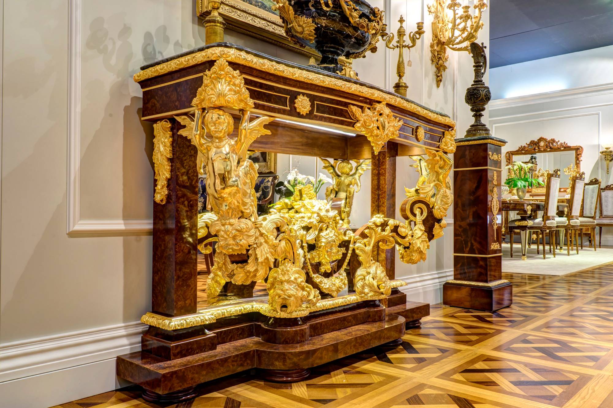 ART. 2068 – C.G. Capelletti Italian Luxury Classic Masterpieces. Made in Italy classic interior design
