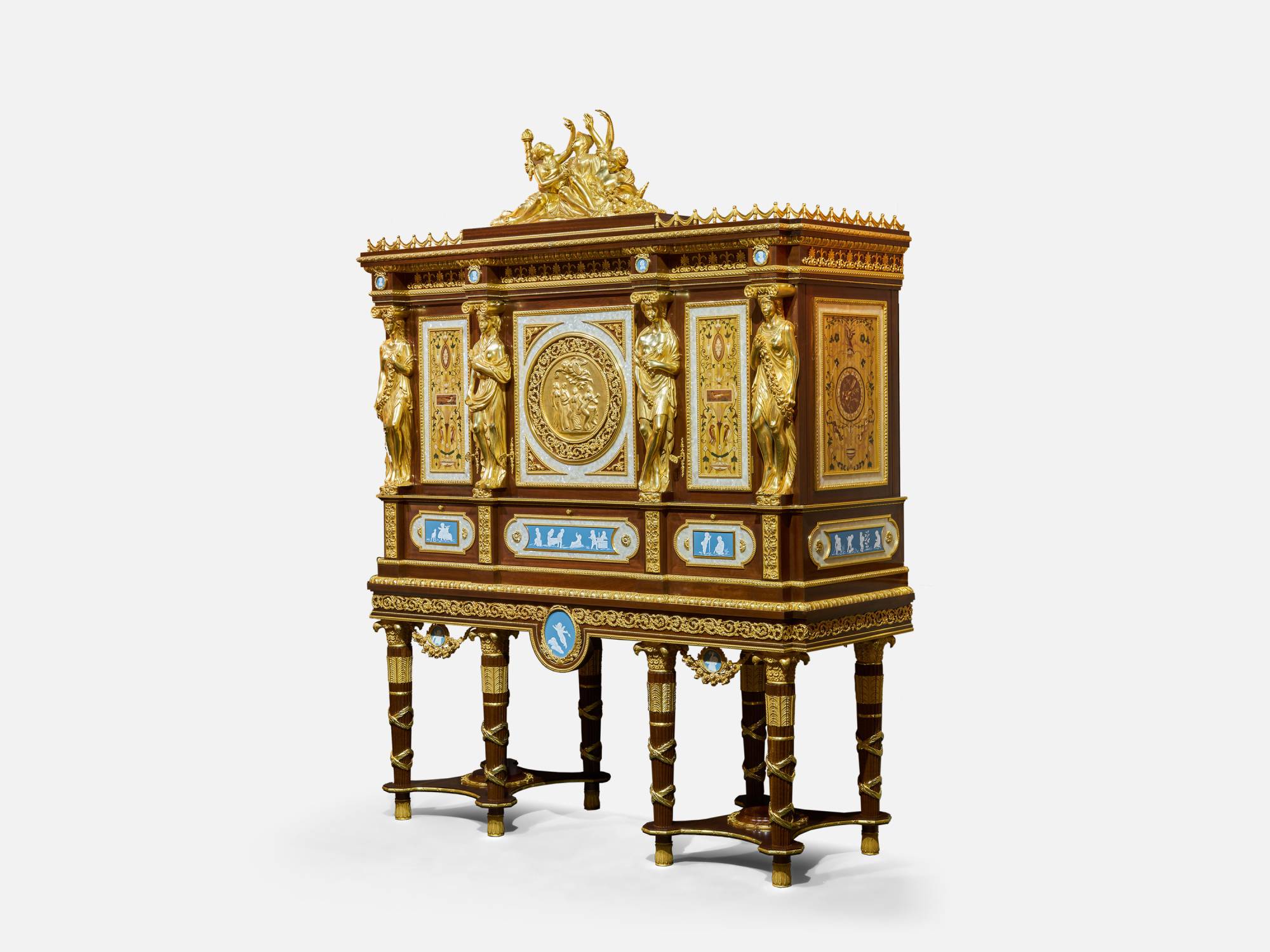 ART. 2162 - Ambienti con Masterpieces di lusso C.G. Capelletti in stile classico italiano