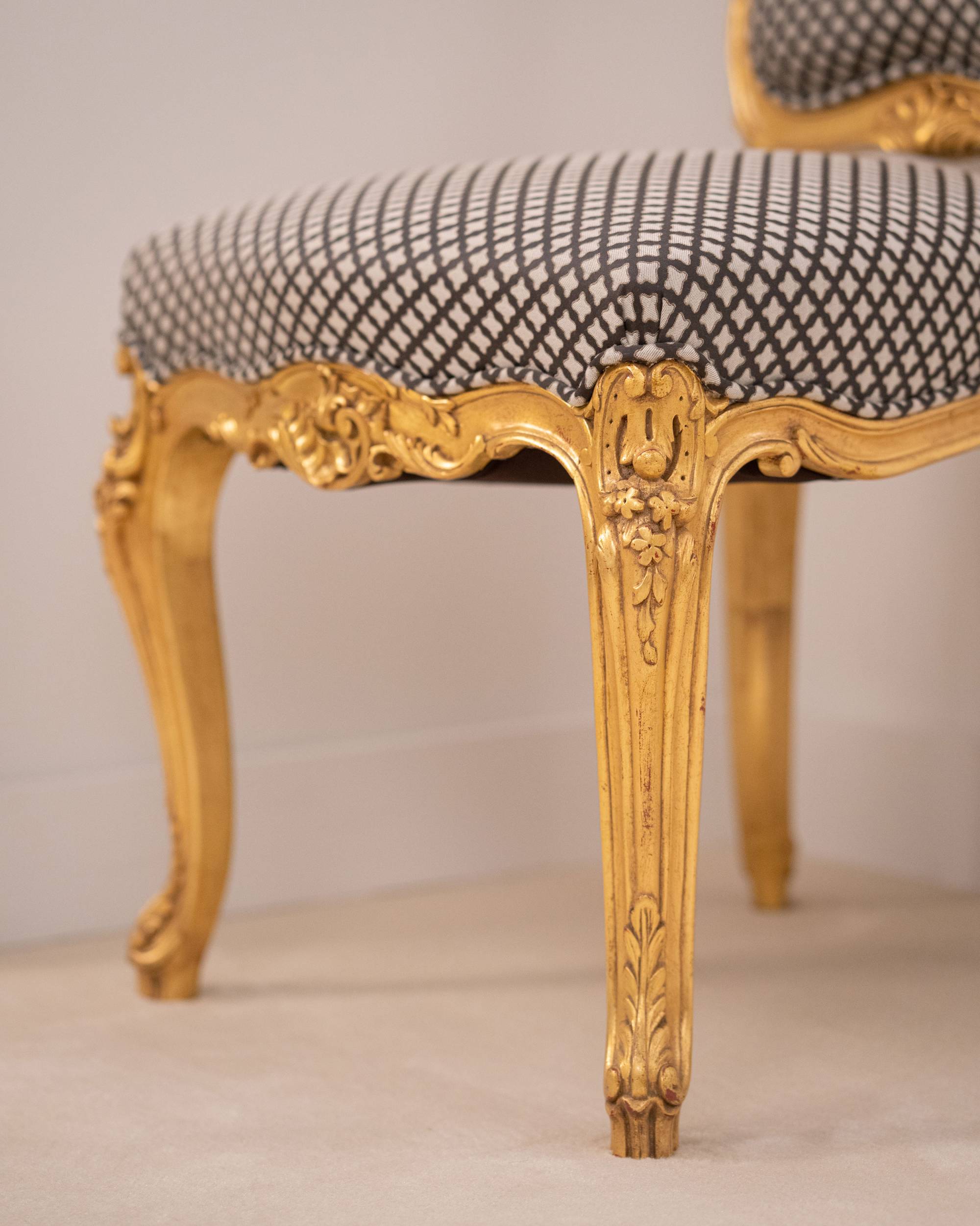 ART. 2177 – C.G. Capelletti Italian Luxury Classic Armchairs. Made in Italy classic interior design