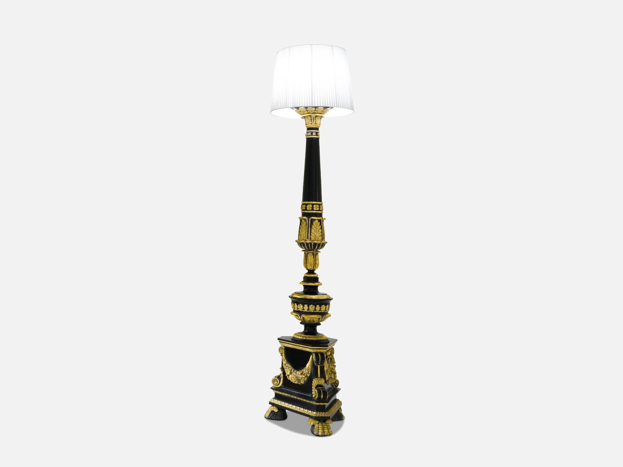 ART. 2132 – The elegance of luxury classic Lighting made in Italy by C.G. Capelletti.