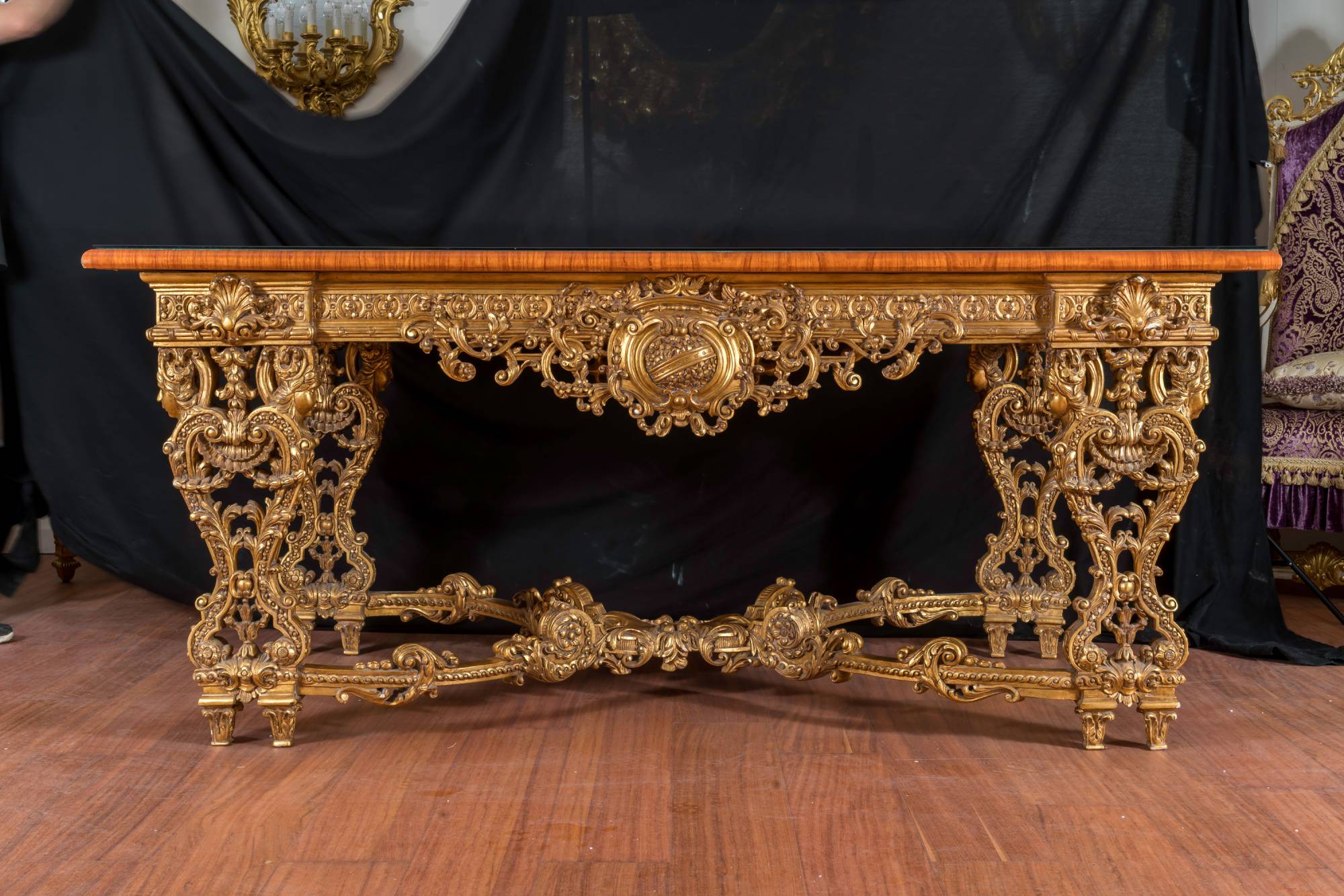 ART. 718-1 - Ambienti con Masterpieces di lusso C.G. Capelletti in stile classico italiano