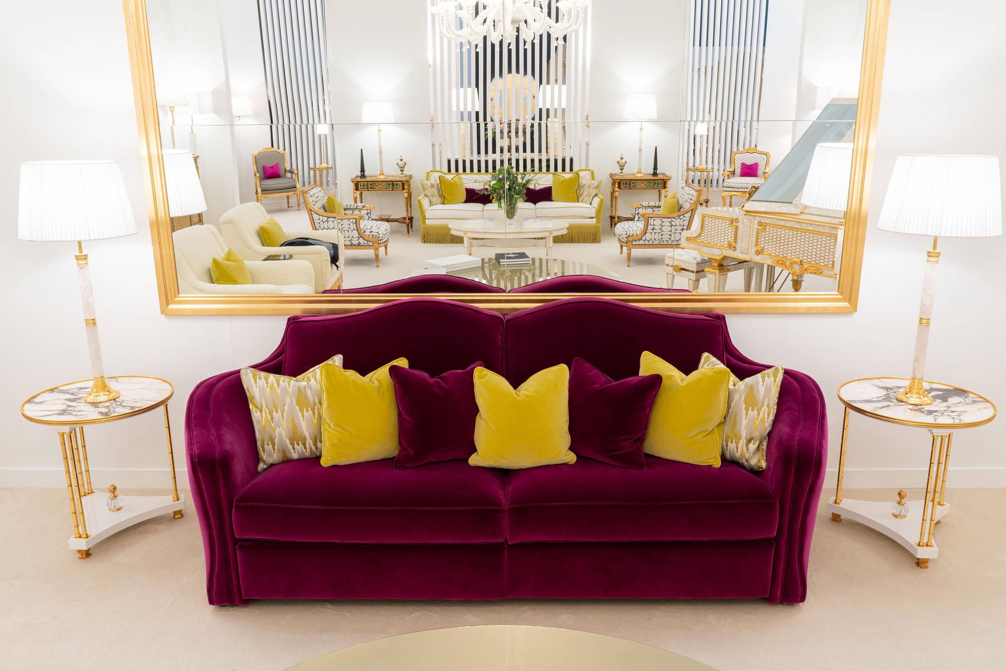 ART. 2184 – C.G. Capelletti Italian Luxury Classic Sofas. Made in Italy classic interior design