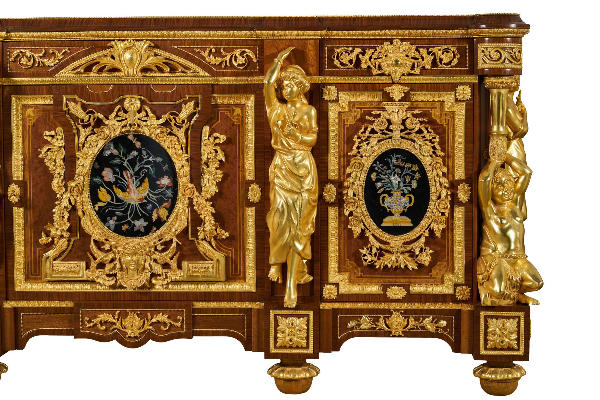 ART. 2146 – The elegance of luxury classic Masterpieces made in Italy by C.G. Capelletti.