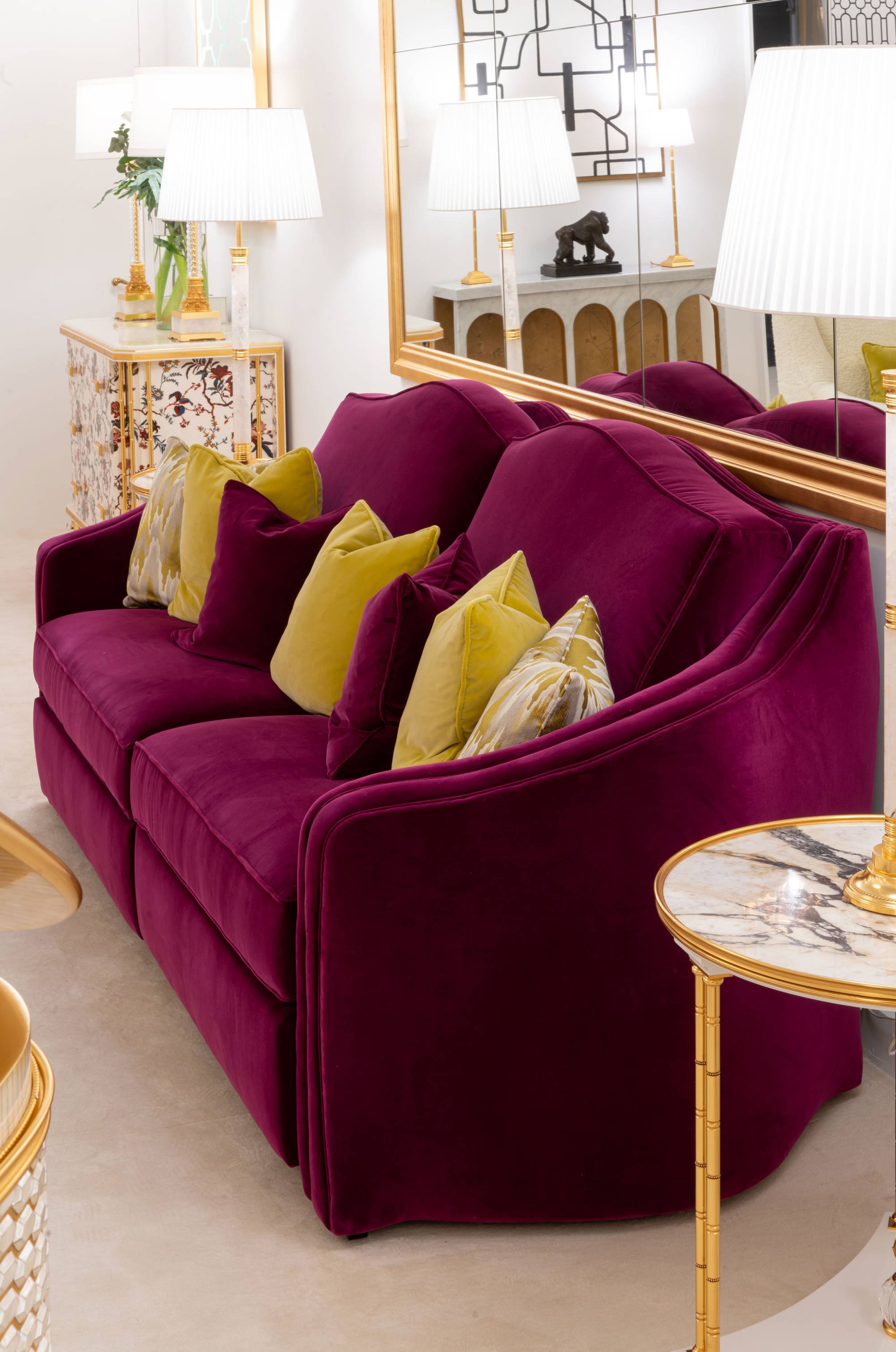 ART. 2184 – The elegance of luxury classic Sofas made in Italy by C.G. Capelletti.