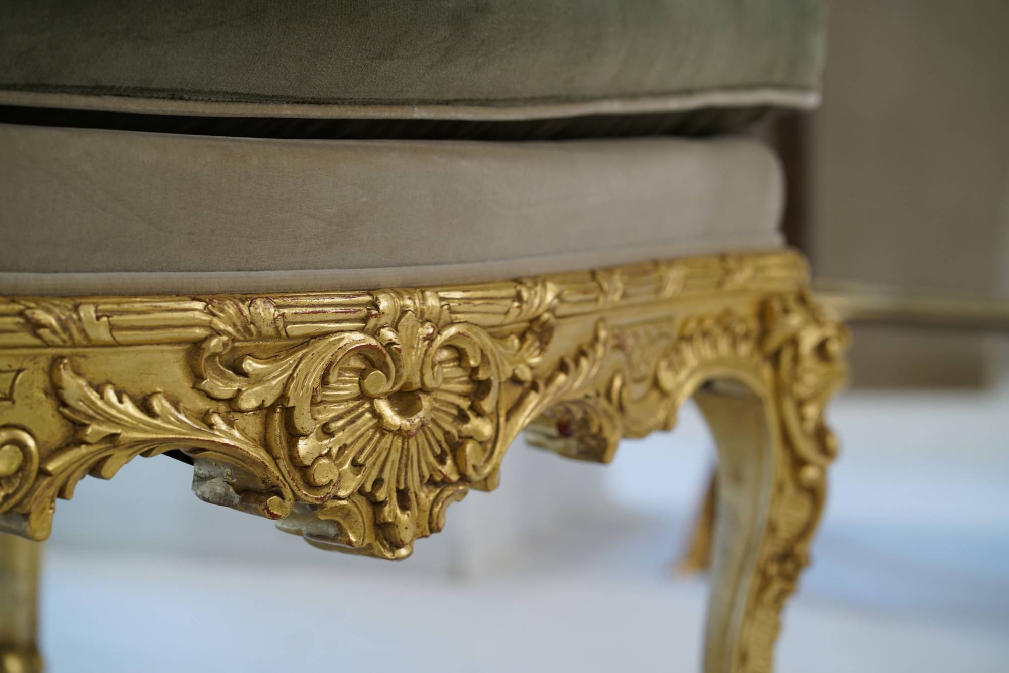 ART. 2190 – C.G. Capelletti Italian Luxury Classic Armchairs. Made in Italy classic interior design