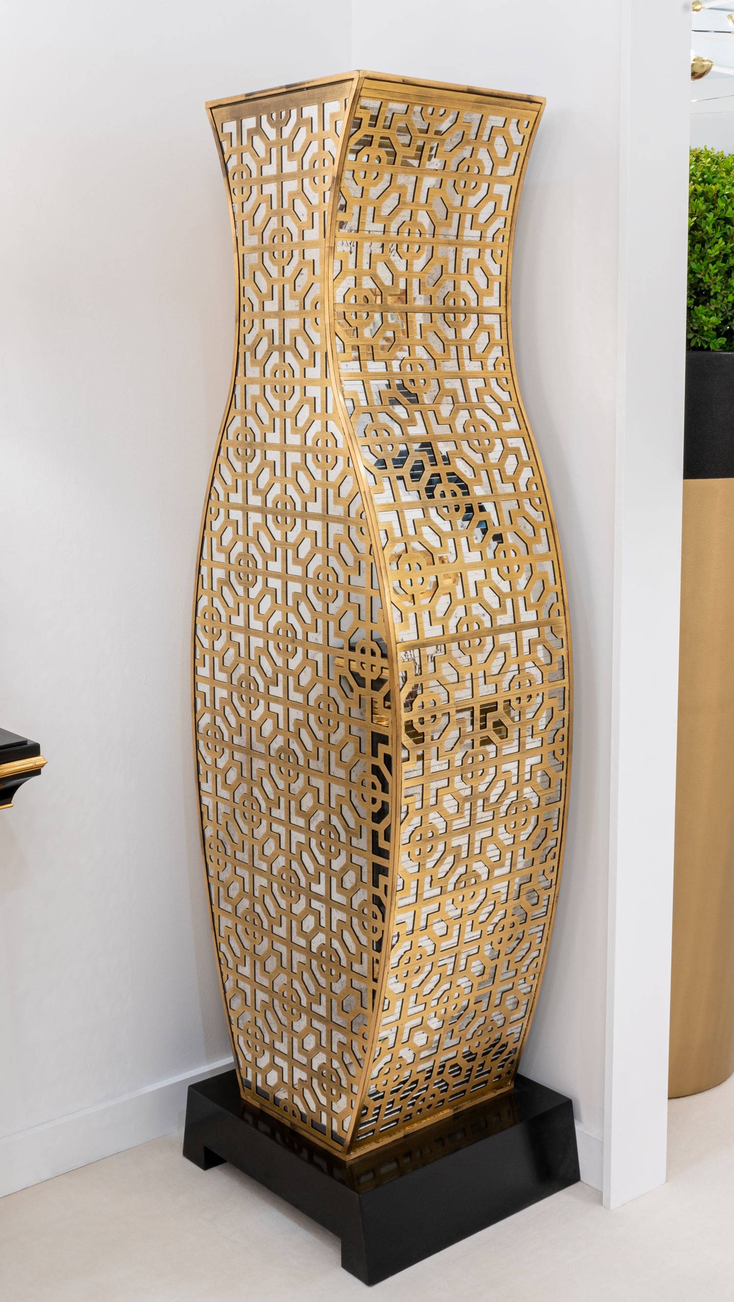 ART. 2224 - Colonne di lusso in stile contemporaneo made in Italy. Arredamento di lusso italiano C.G. Capelletti