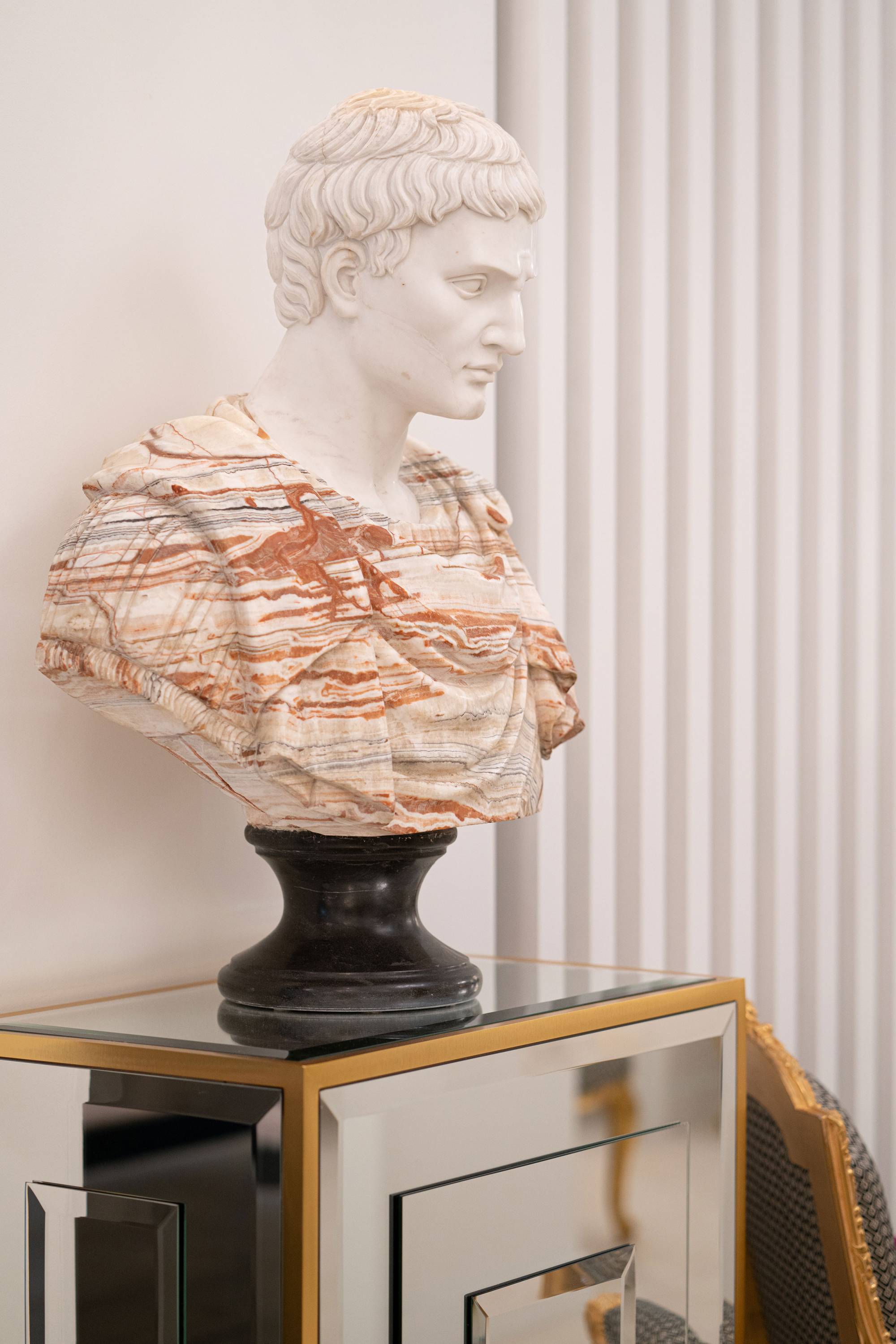 ART. 2374 -  di lusso in stile contemporaneo made in Italy. Arredamento di lusso italiano C.G. Capelletti