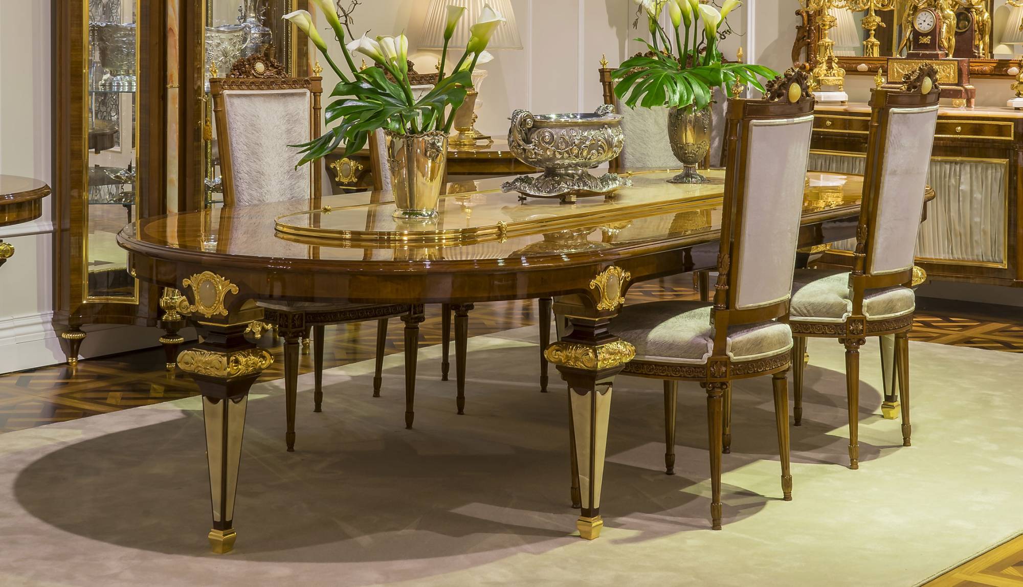 ART. 2070 – C.G. Capelletti Italian Luxury Classic Tables. Made in Italy classic interior design