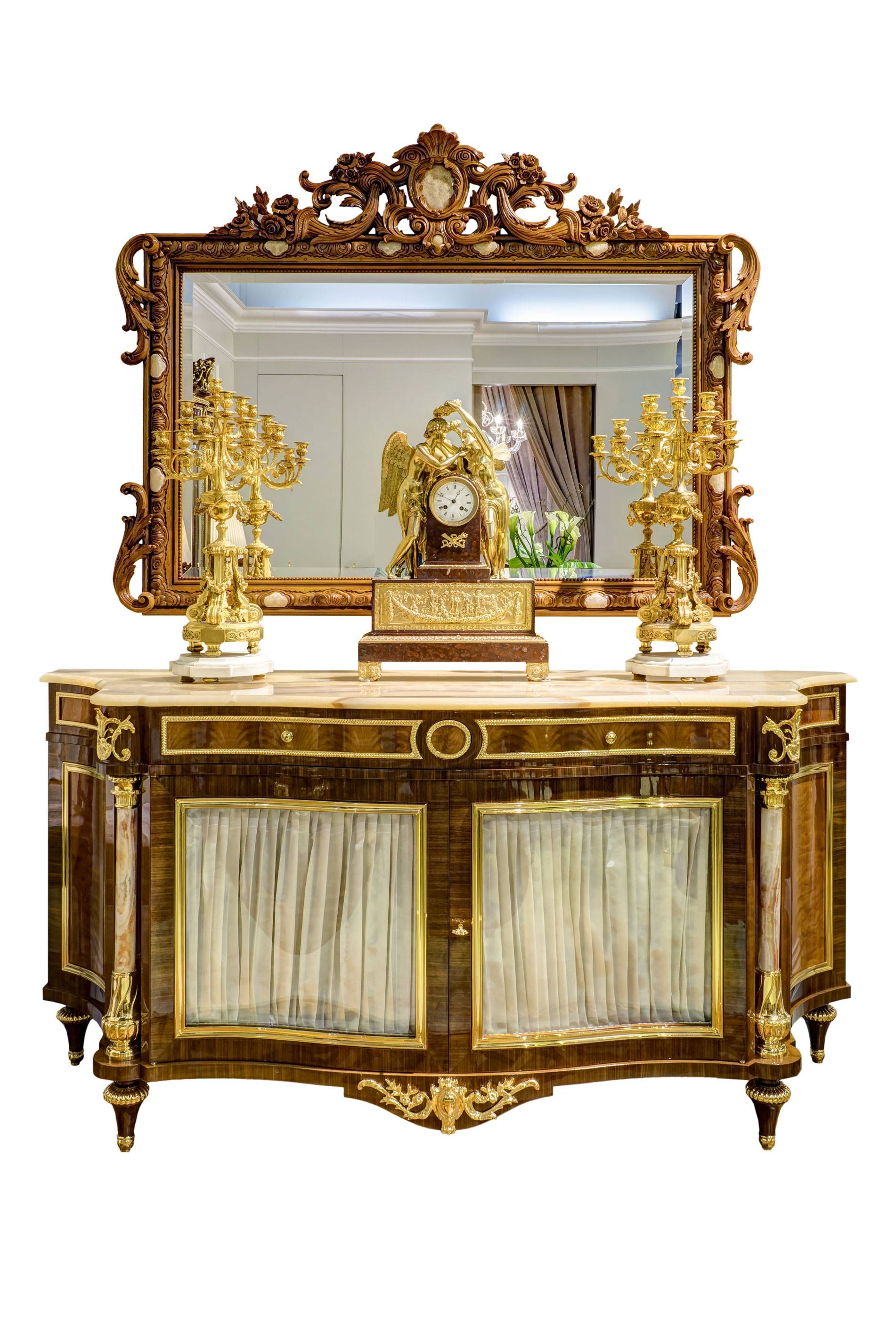 ART. 2073 - Ambienti con Credenze di lusso C.G. Capelletti in stile classico italiano