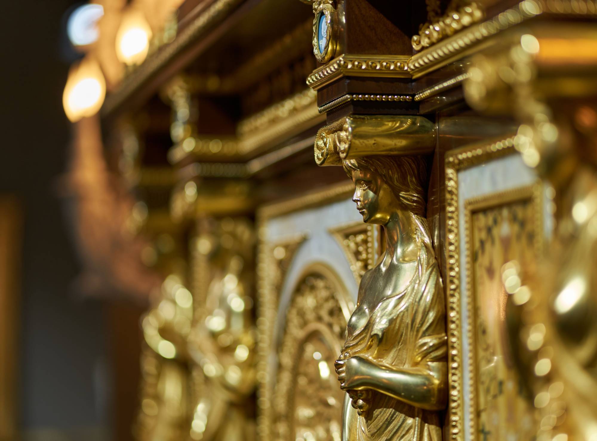 ART. 2162 - Masterpieces di lusso in stile contemporaneo made in Italy. Arredamento di lusso italiano C.G. Capelletti