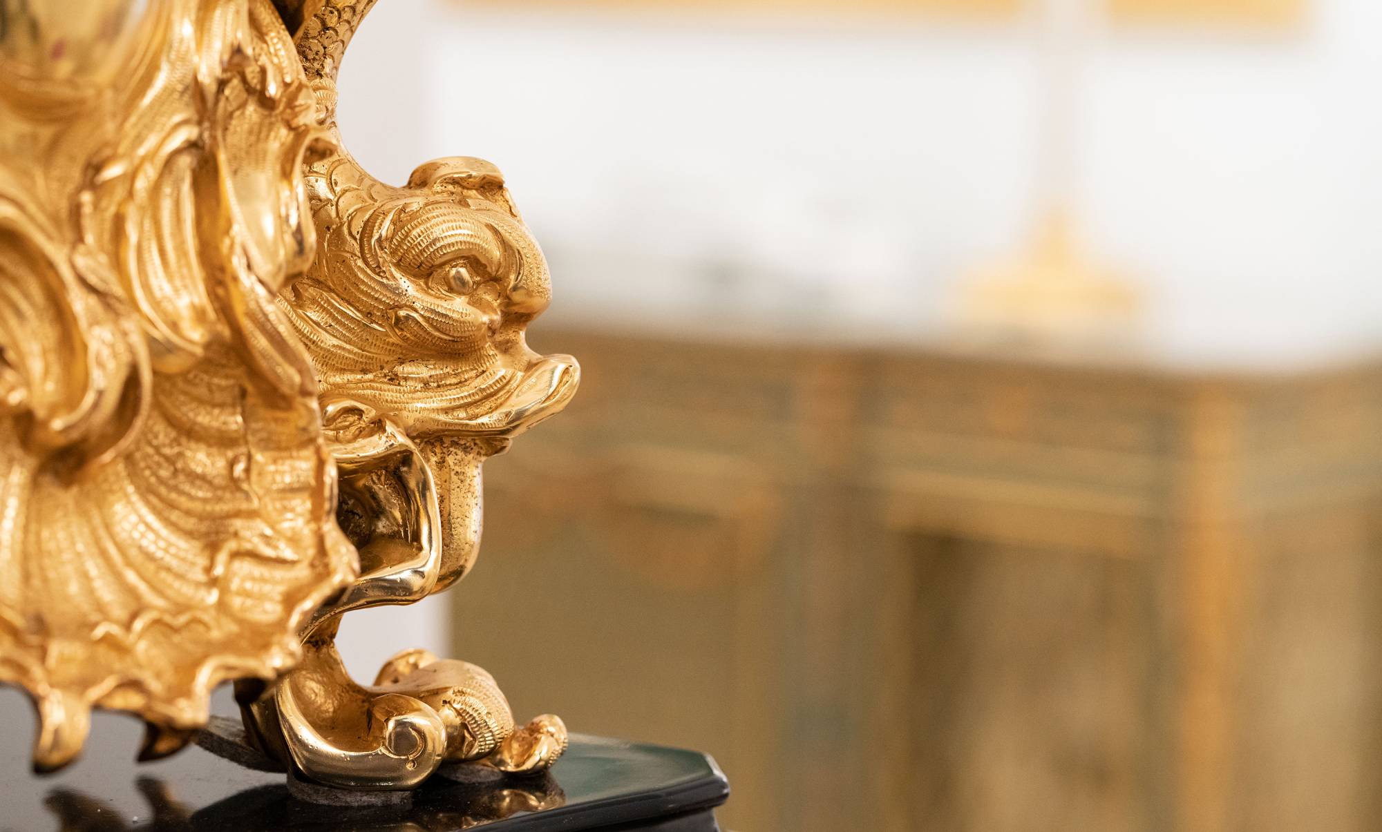 ART.1030 - Ambienti con Illuminazione di lusso C.G. Capelletti in stile classico italiano