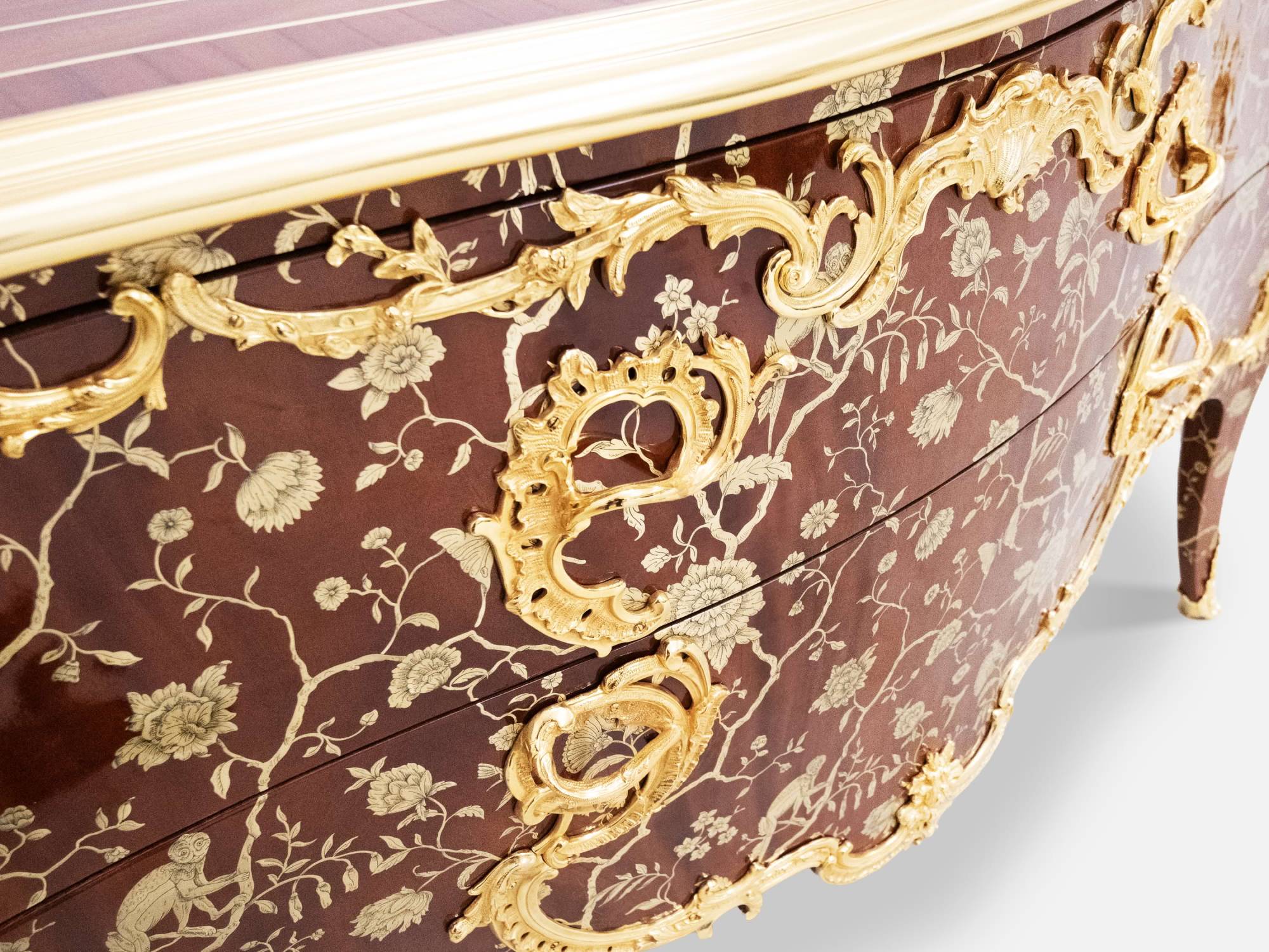 ART. 2312 &ndash; C.G. Capelletti Italian Luxury Classic Chest of drawers. Made in Italy classic interior design