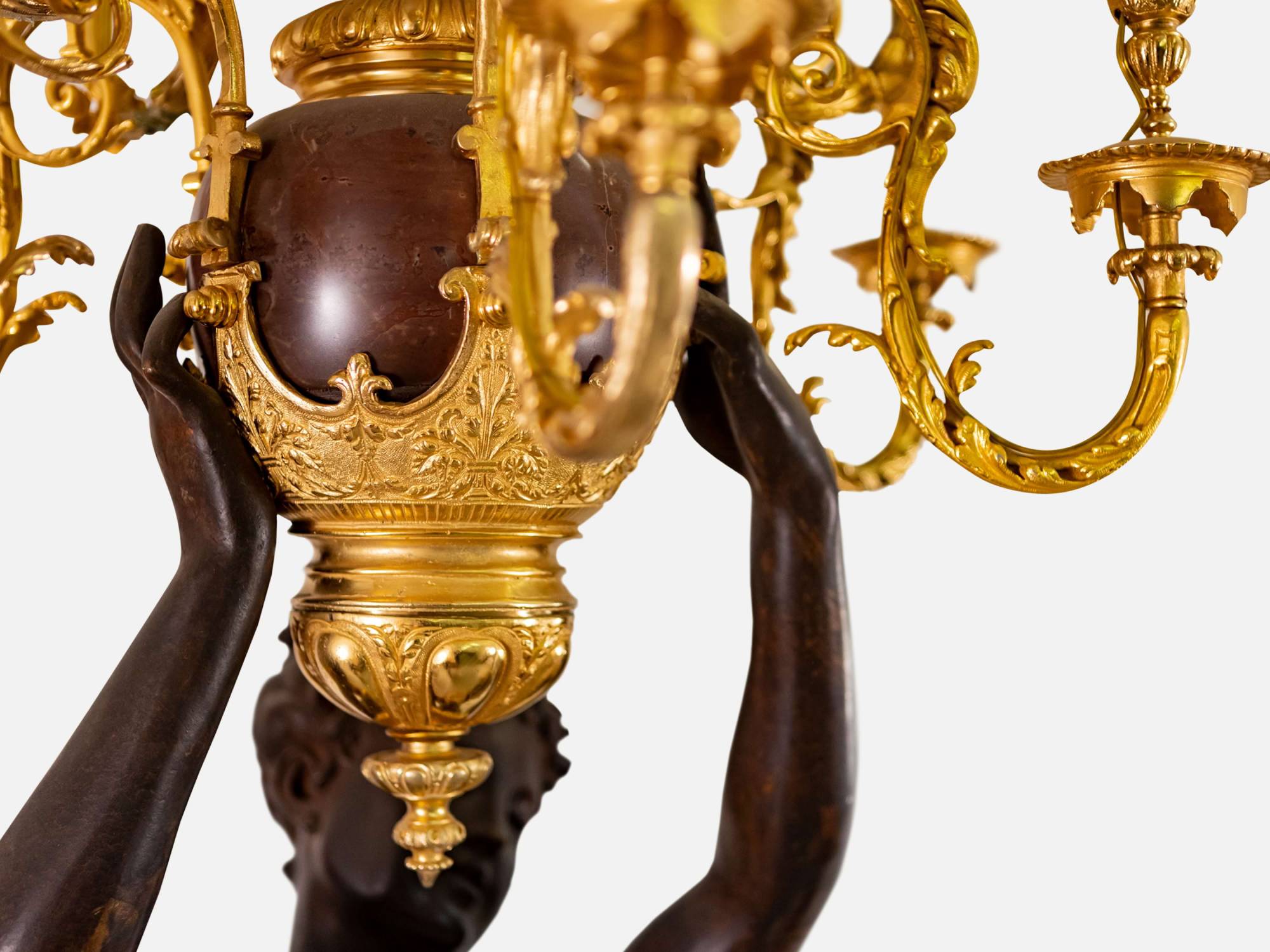 ART. 740 &ndash; The elegance of luxury classic Lighting made in Italy by C.G. Capelletti.