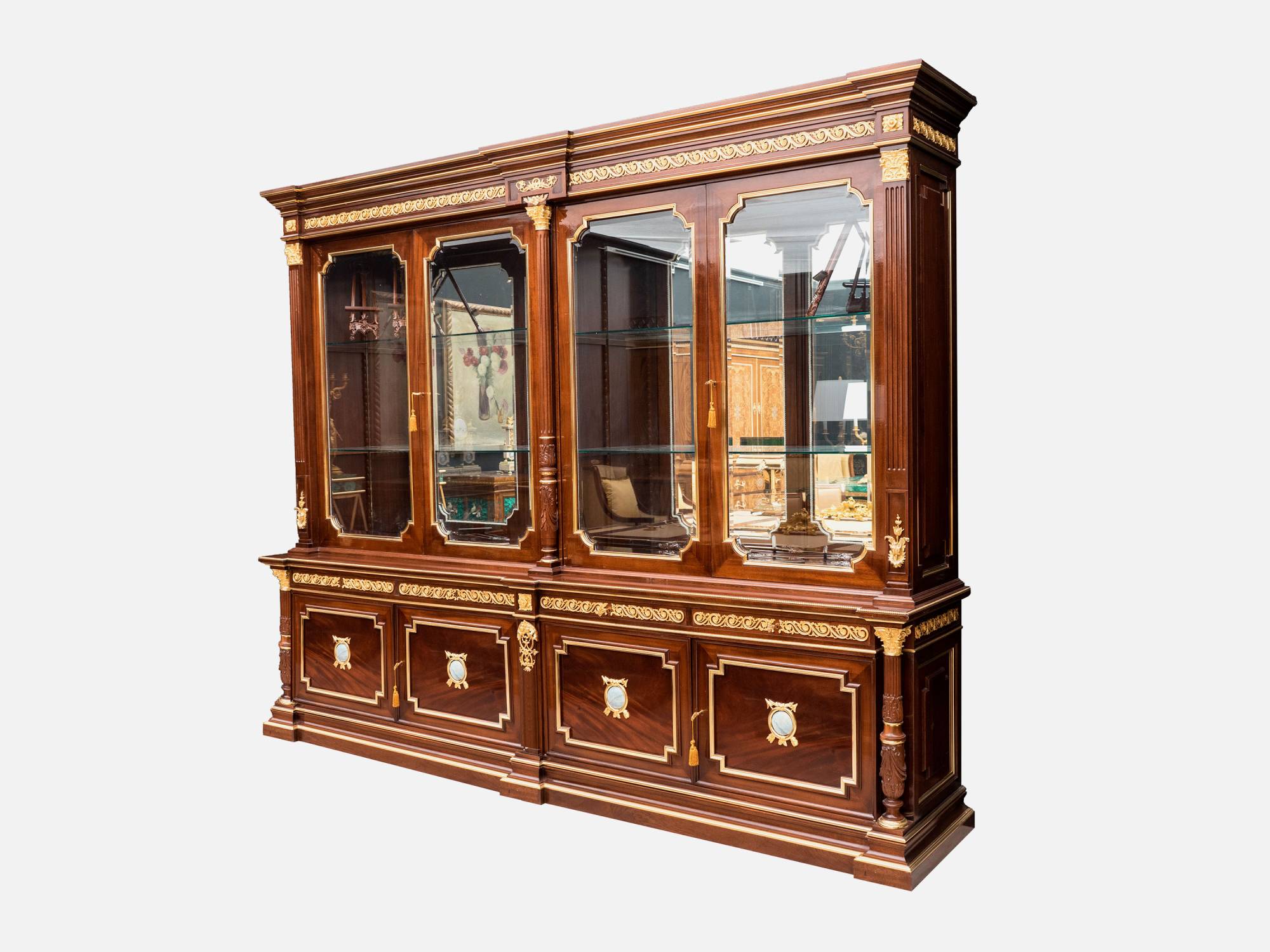 ART. 708-2 – C.G. Capelletti Italian Luxury Classic Showcases and Bookcases. Transform your space with sophisticated made in italy classic interior design.