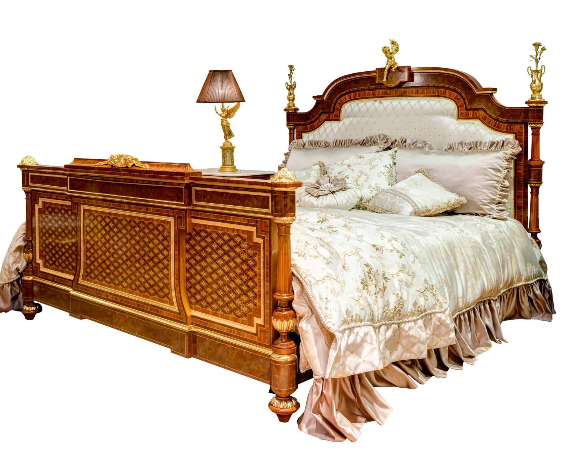ART. 2088 – The elegance of luxury classic Beds made in Italy by C.G. Capelletti.