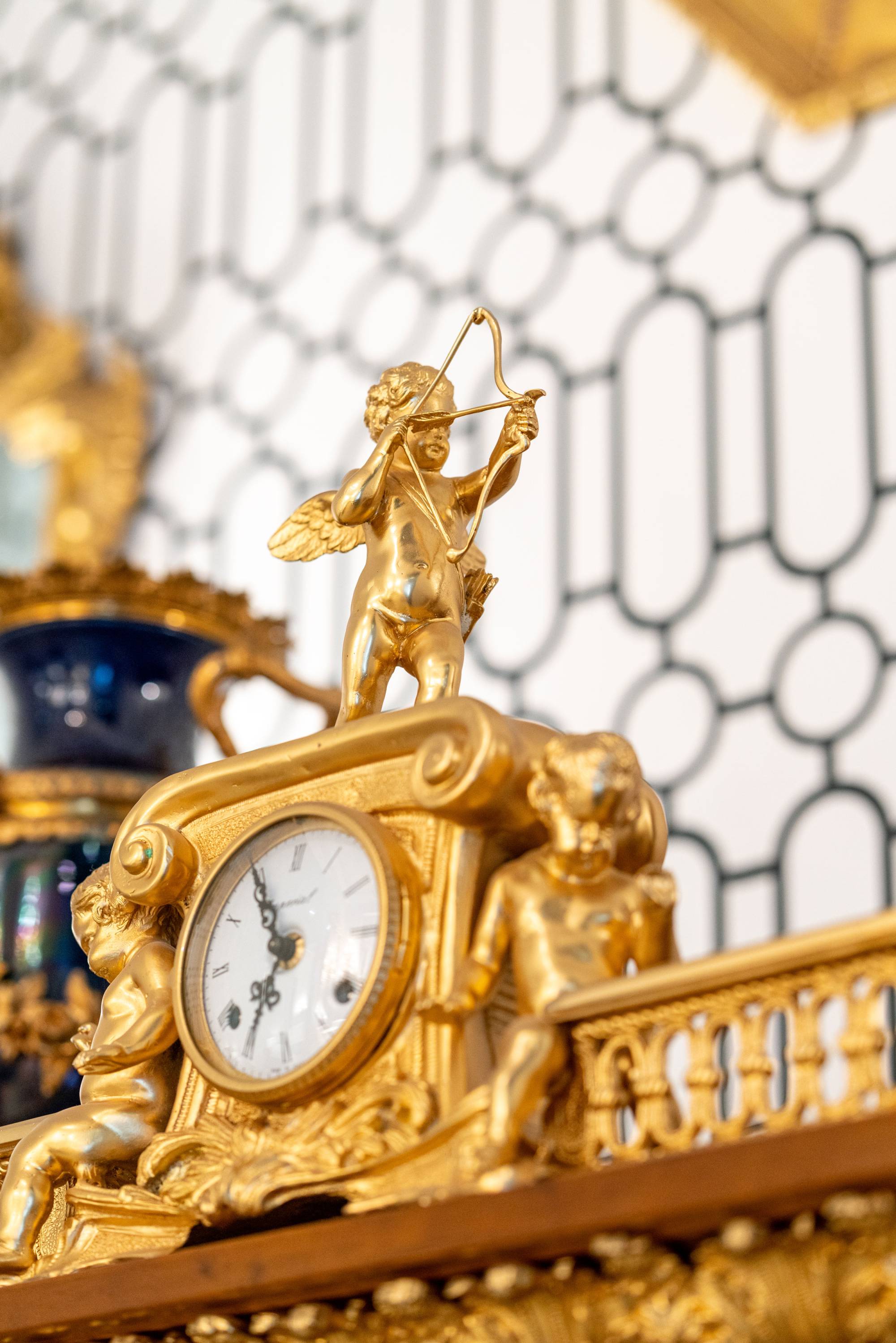 ART. 1014 – C.G. Capelletti Italian Luxury Classic Day storage units. Made in Italy classic interior design