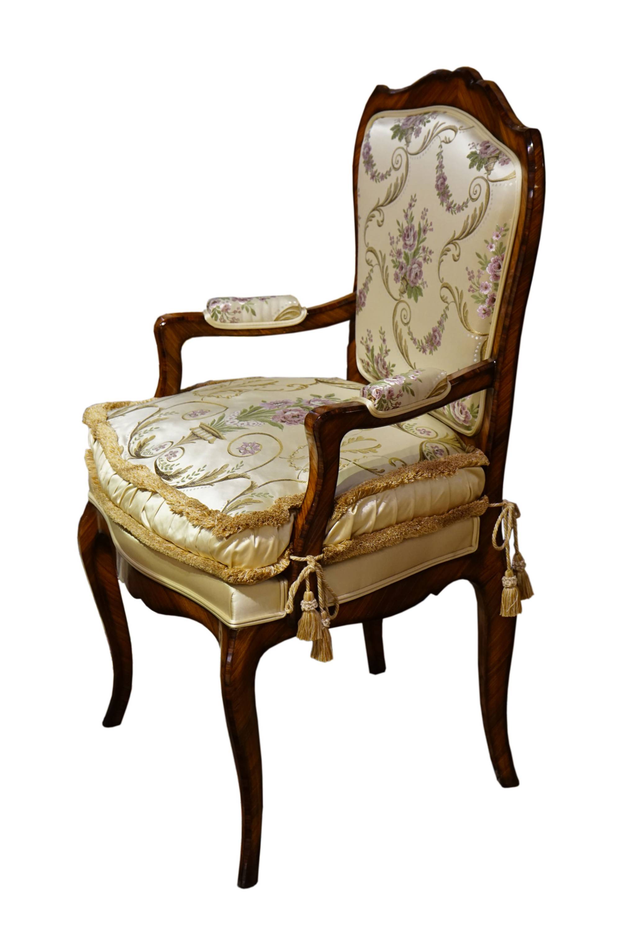 ART. 1094-7 - Sedie di lusso in stile contemporaneo made in Italy. Arredamento di lusso italiano C.G. Capelletti