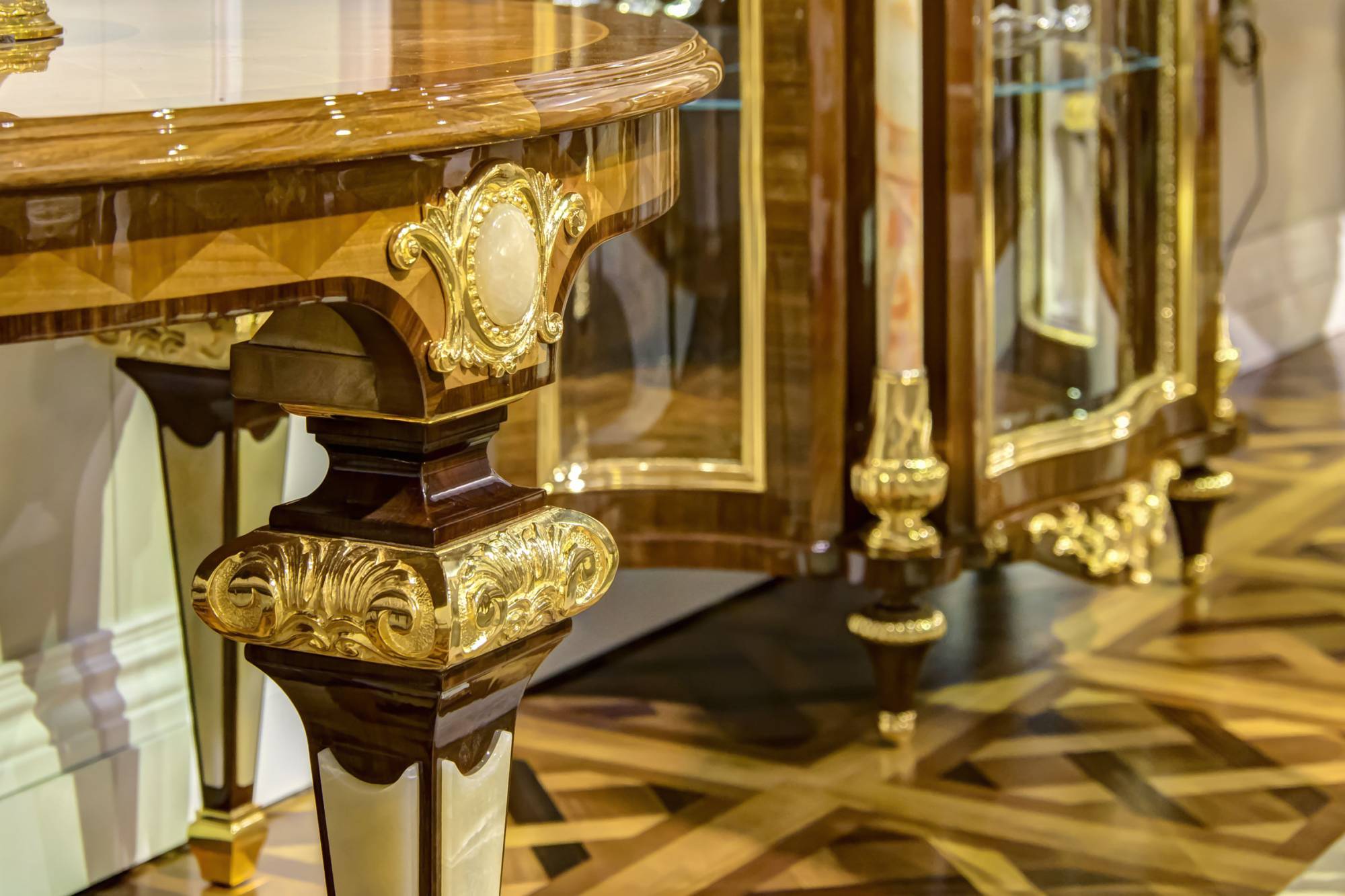 ART. 2071 – The elegance of luxury classic Console made in Italy by C.G. Capelletti.