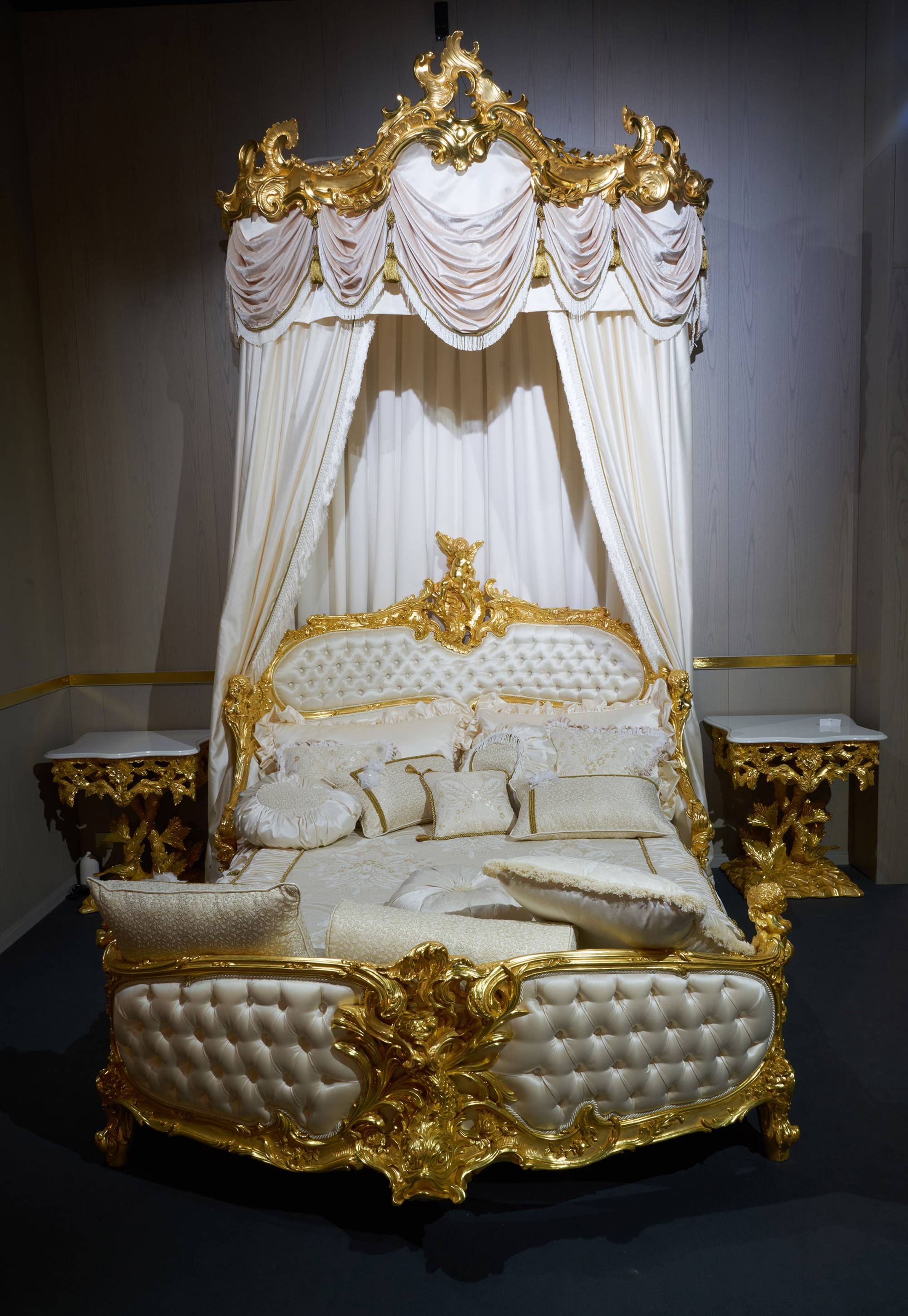 ART. 720 - Masterpieces di lusso in stile contemporaneo made in Italy. Arredamento di lusso italiano C.G. Capelletti