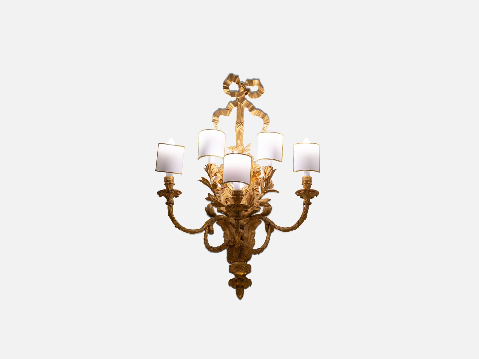 ART. 839 - Illuminazione di lusso in stile classico made in Italy. Design di interni italiano C.G. Capelletti