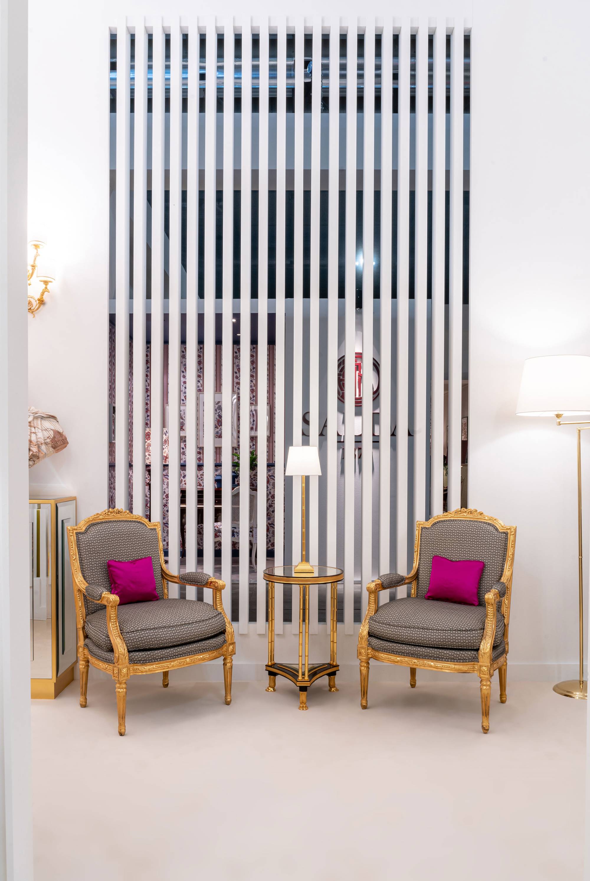 ART. 1049-19 - Poltrone di lusso in stile classico made in Italy. Design di interni italiano C.G. Capelletti