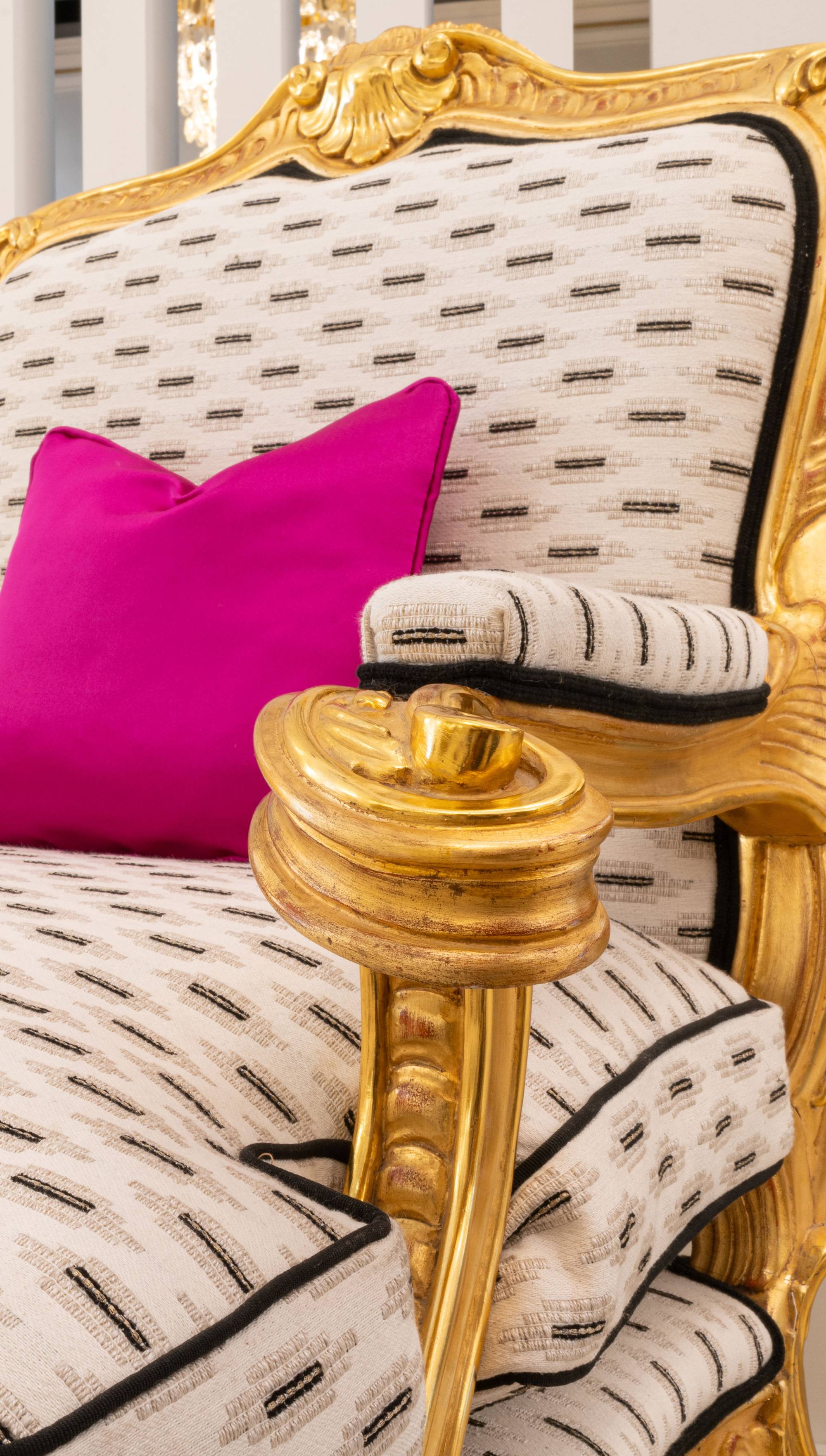 ART. 757 - Poltrone di lusso in stile classico made in Italy. Design di interni italiano C.G. Capelletti