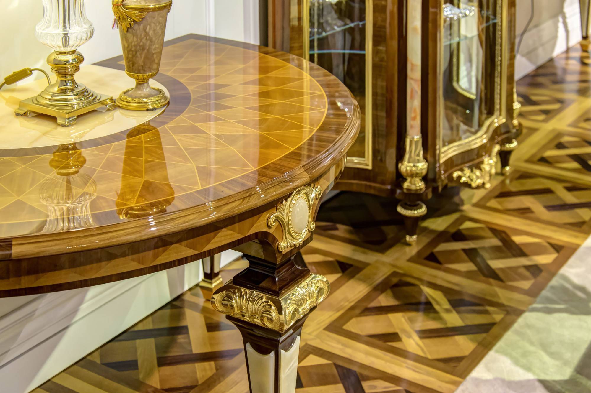 ART. 2071 - Consolle di lusso in stile contemporaneo made in Italy. Arredamento di lusso italiano C.G. Capelletti