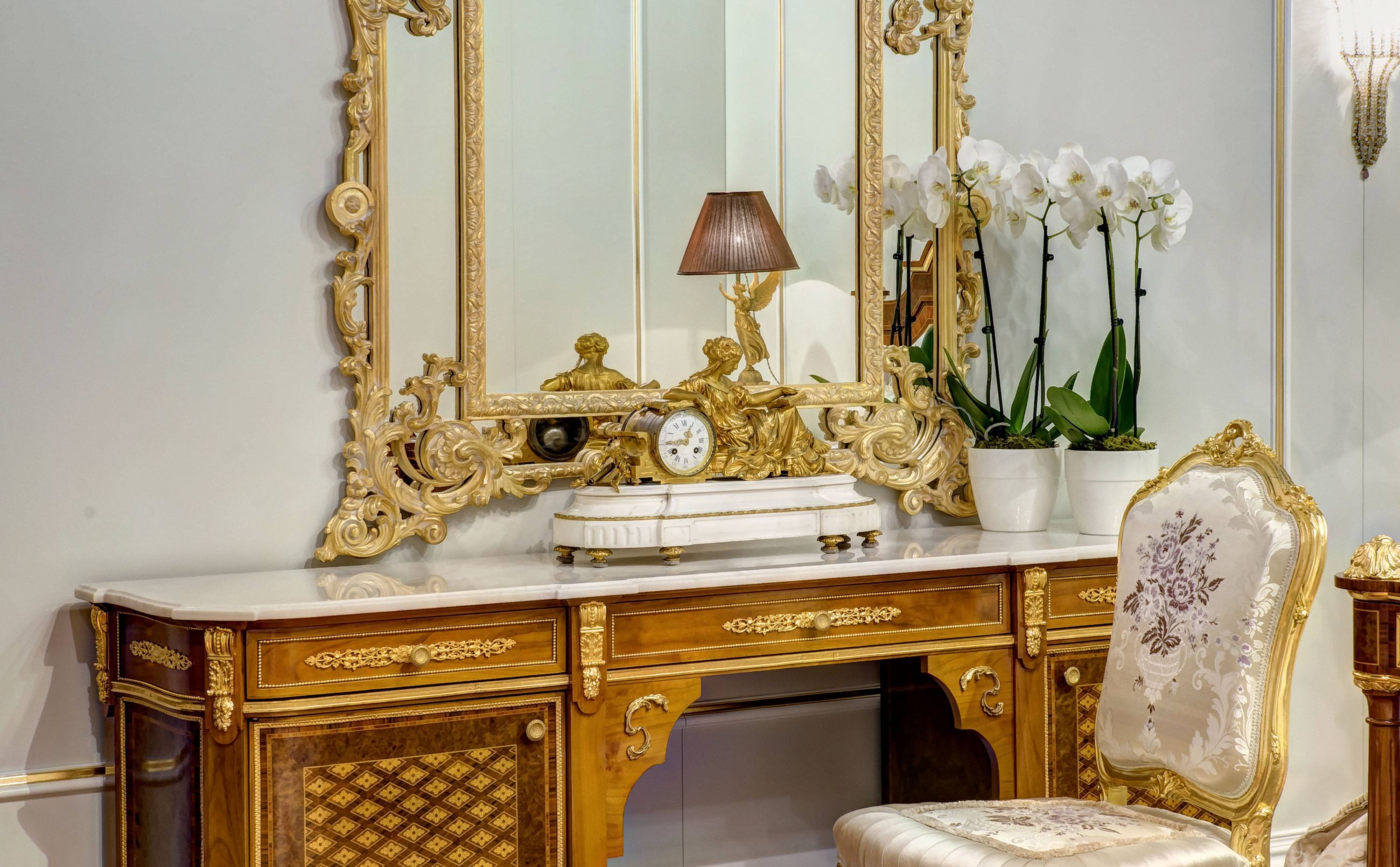 cg-capelletti-italian-luxury-furniture-Clocks-pendulums