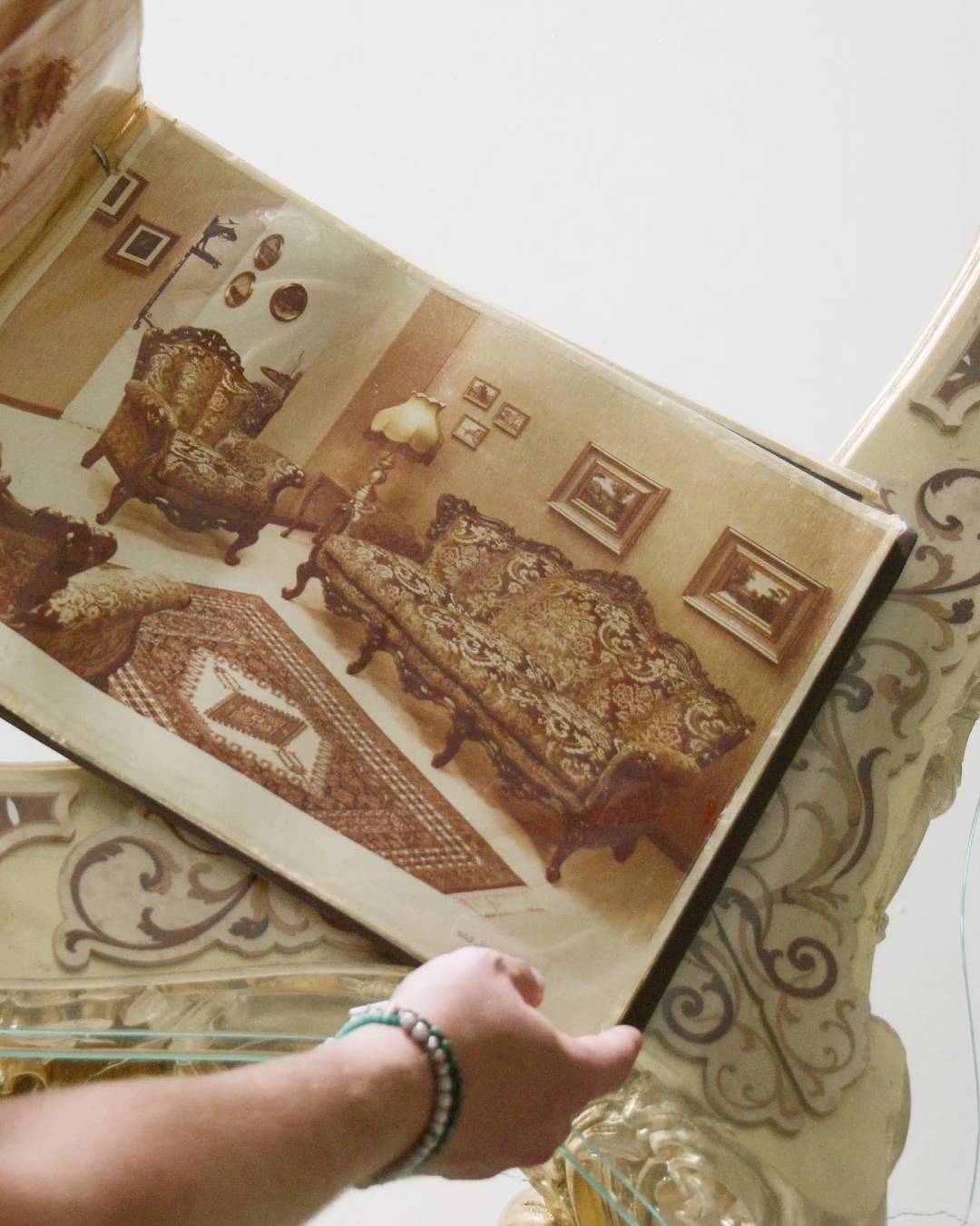 cg-capelletti-Italian-luxury-furniture-museum-history (1)