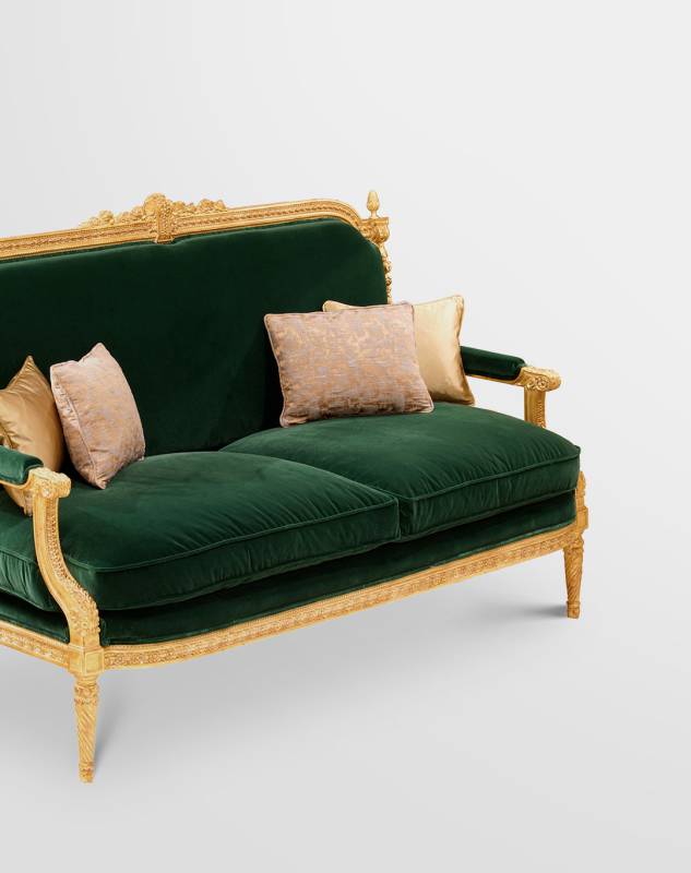 Elite-classic-Italian-luxury-furniture-sofa